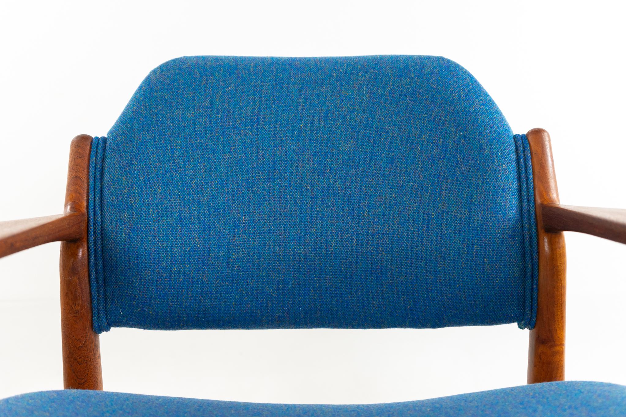 Sillón danés de teca de mediados de siglo de Arne Vodder en Bueno estado para la venta en VANCOUVER, CA