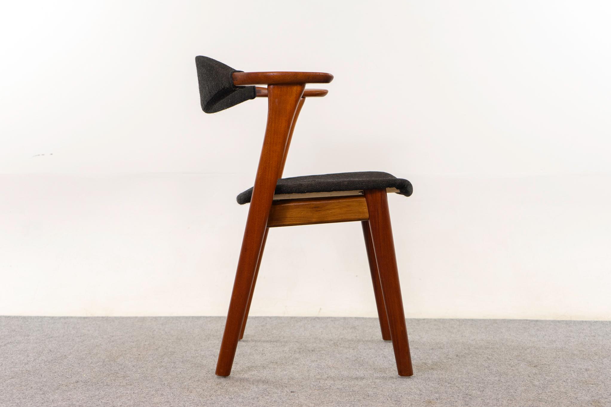 Poltrona danese di metà secolo in teak di Erik Kierkegaard in vendita 1