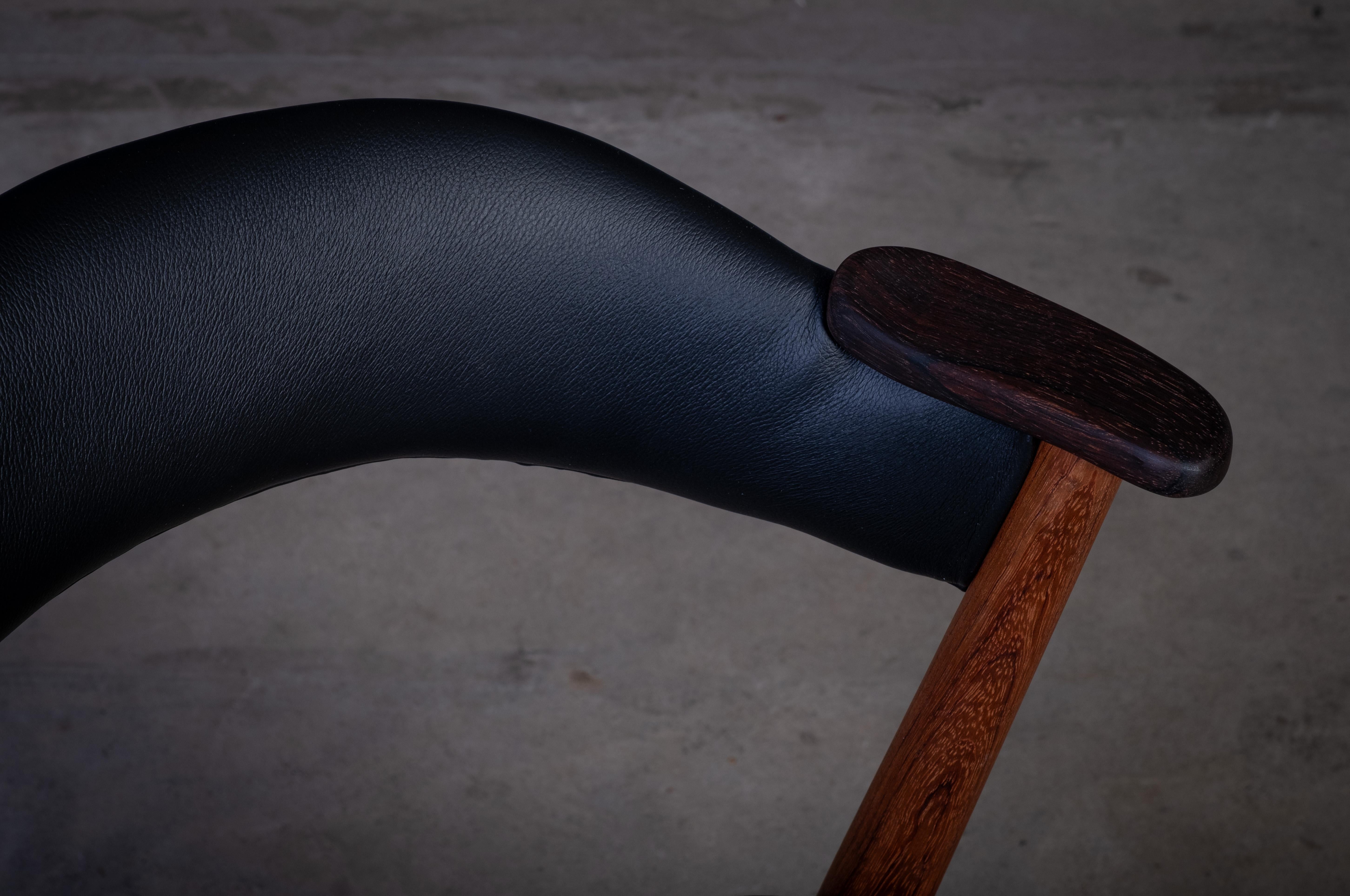 Poltrona danese di metà secolo in teak di Korup Stolefabrik, anni '60 in vendita 3