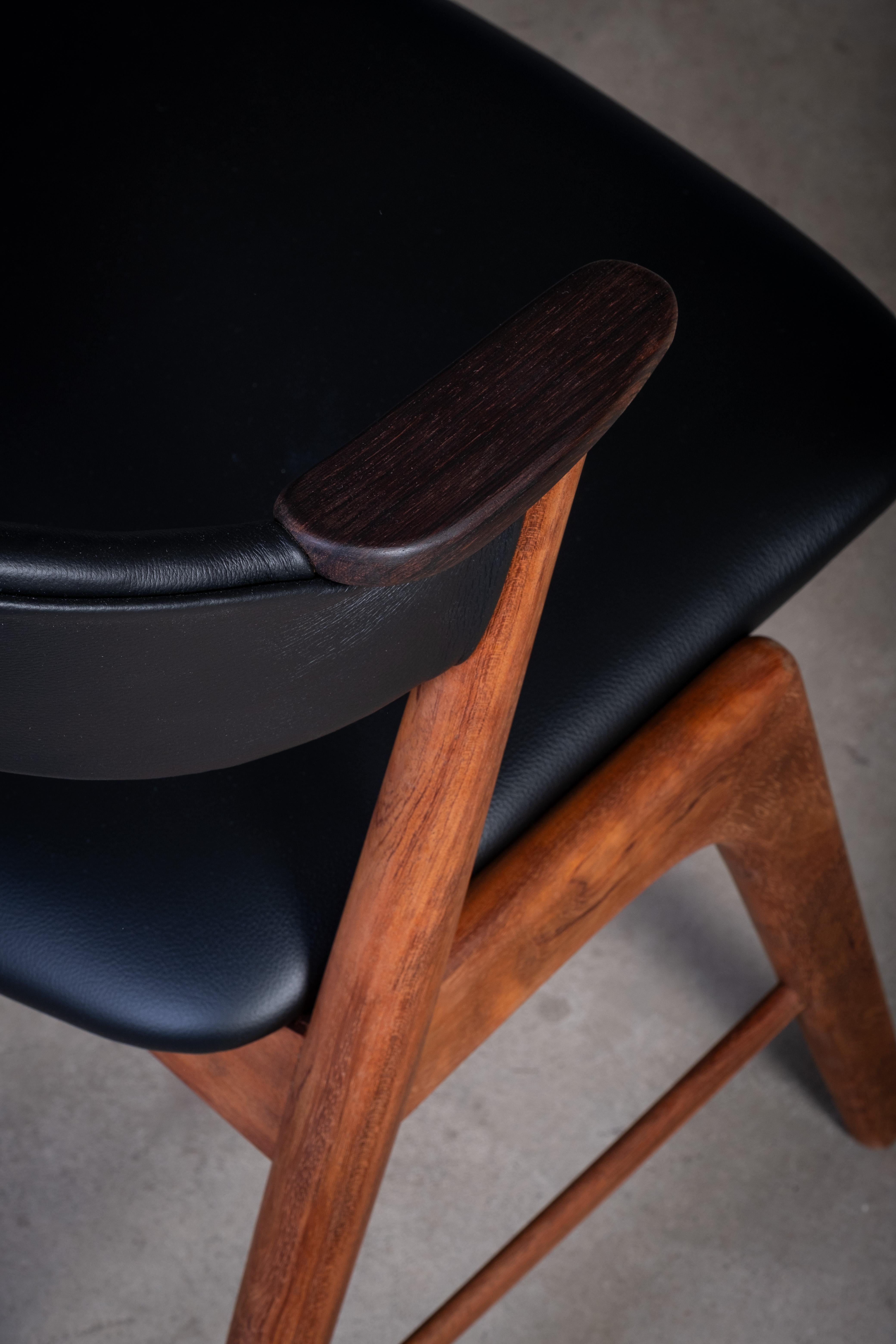 Poltrona danese di metà secolo in teak di Korup Stolefabrik, anni '60 in vendita 2