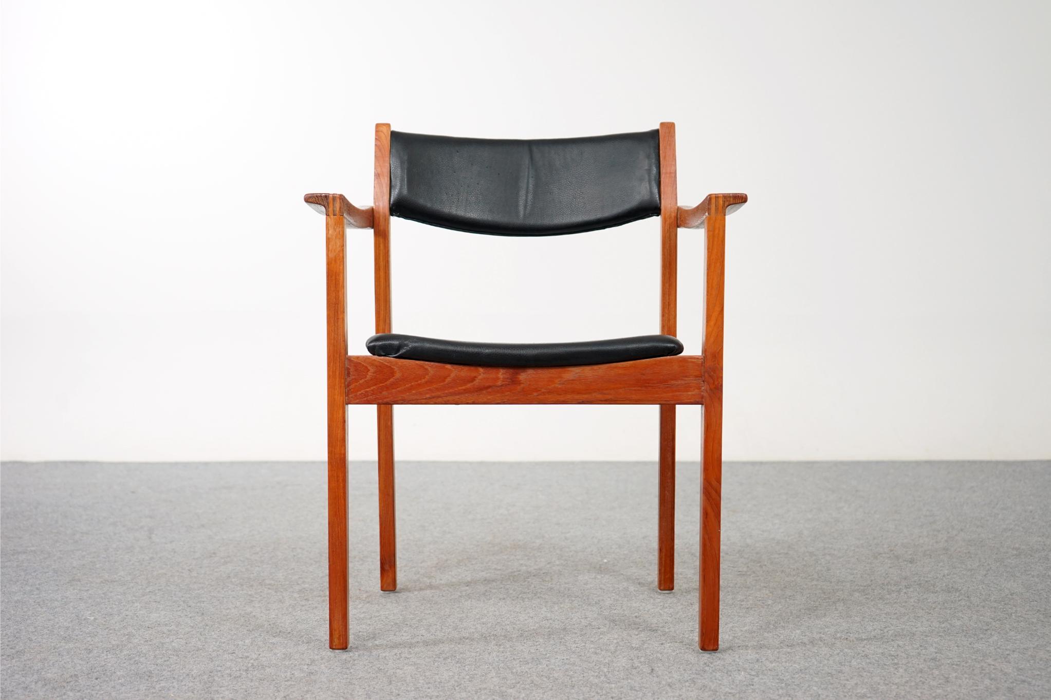 Danish Mid Century Teak Armchair In Good Condition For Sale In VANCOUVER, CA