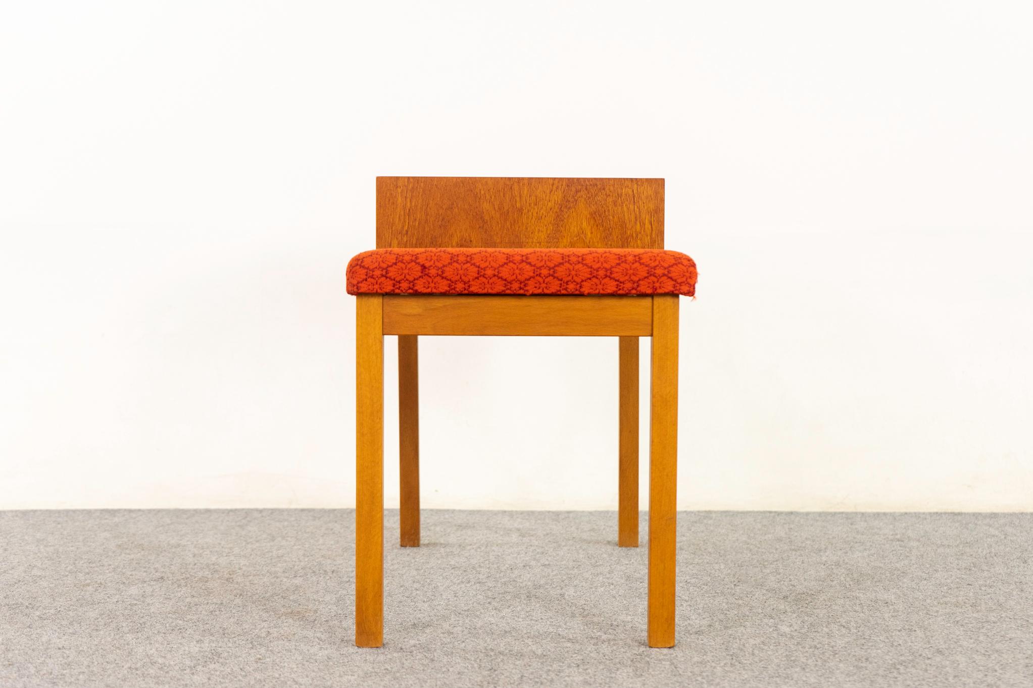 Dänische Mid-Century-Bank aus Teak und Buche (Mitte des 20. Jahrhunderts) im Angebot