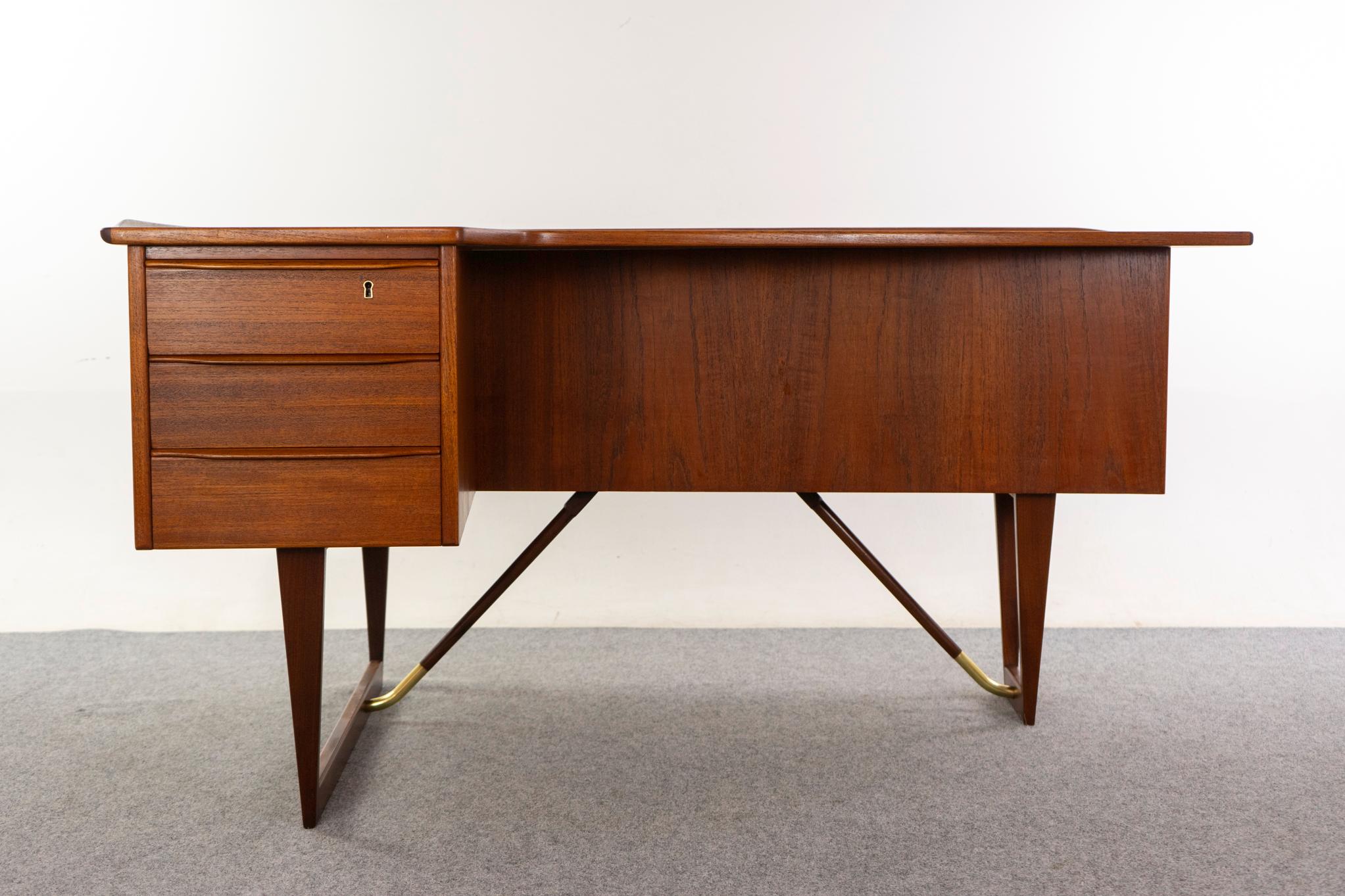 Scandinavian Modern Danish Mid-Century Teak Boomerang Desk by Peter Lovig Nielsen For Sale