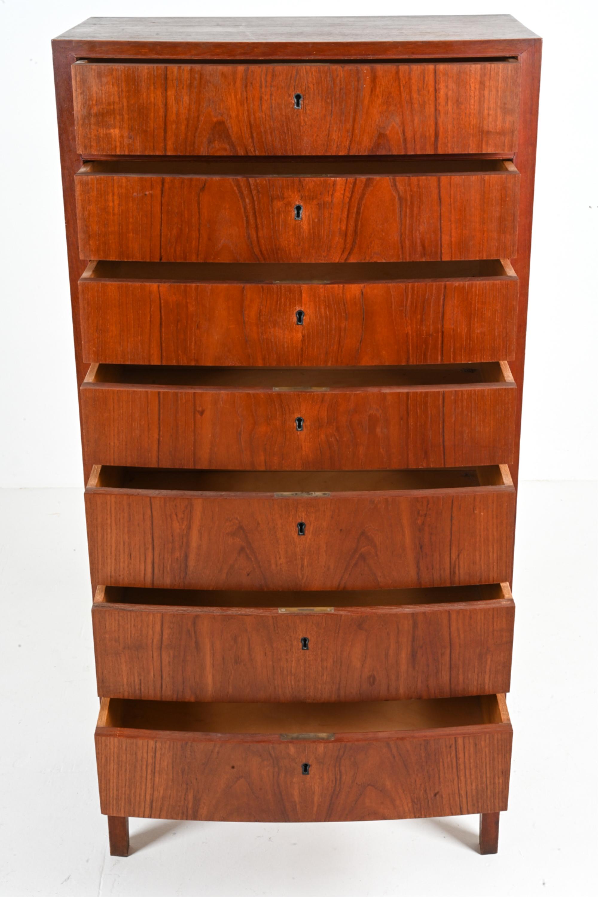 20th Century Danish Mid-Century Teak Bow-Front Tallboy Chest Attributed to Ole Wanscher For Sale
