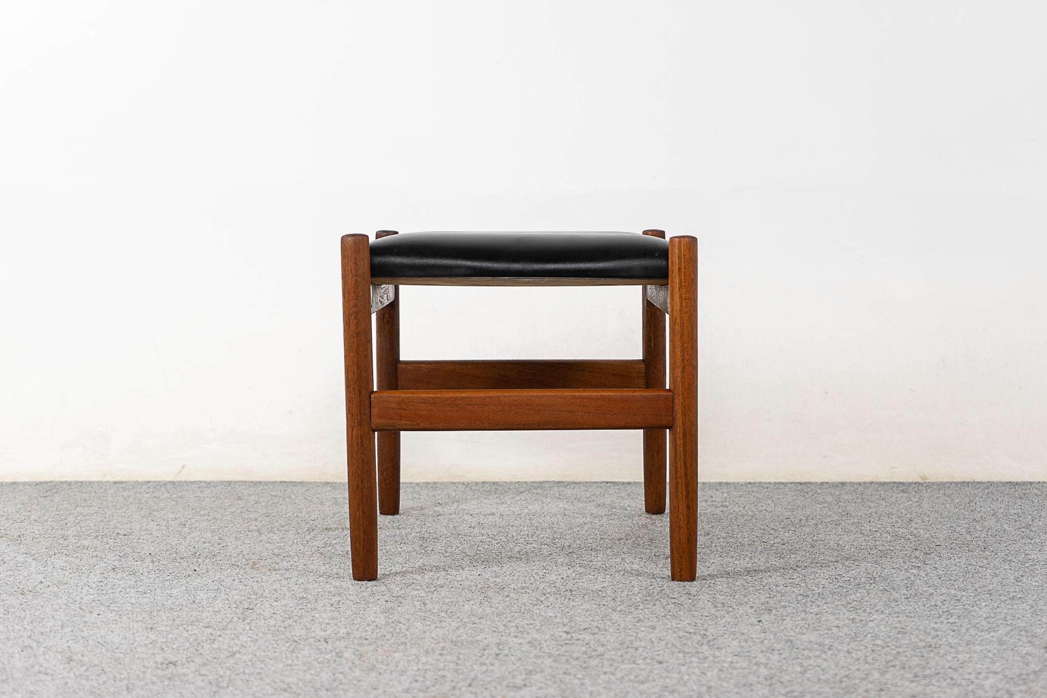 Danish Mid-Century Teak Footstool by Spottrup For Sale 3
