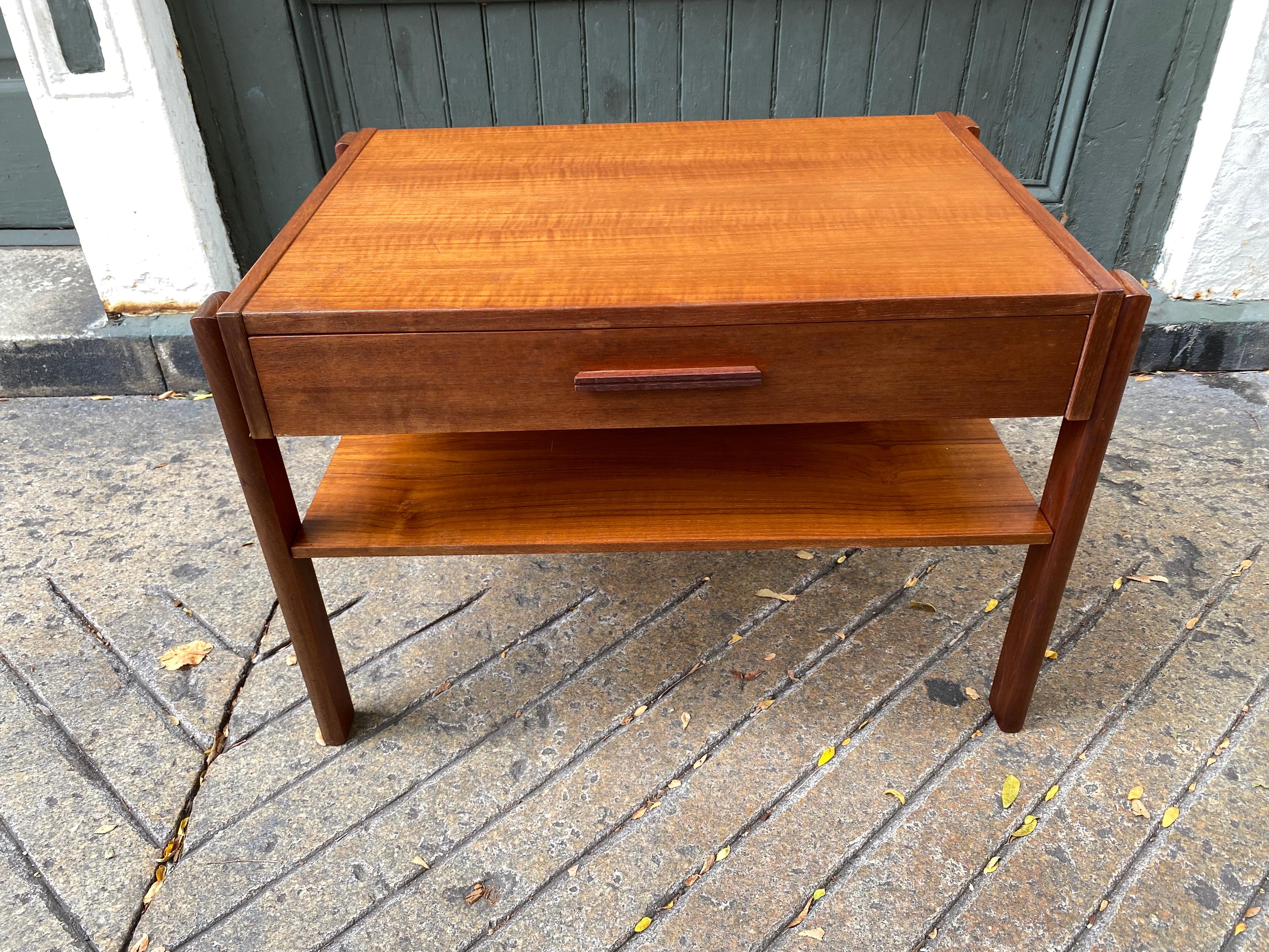 Danish Mid Century teak nightstand. One Drawer and One Shelf. Ample Space for Books and a Lamp!