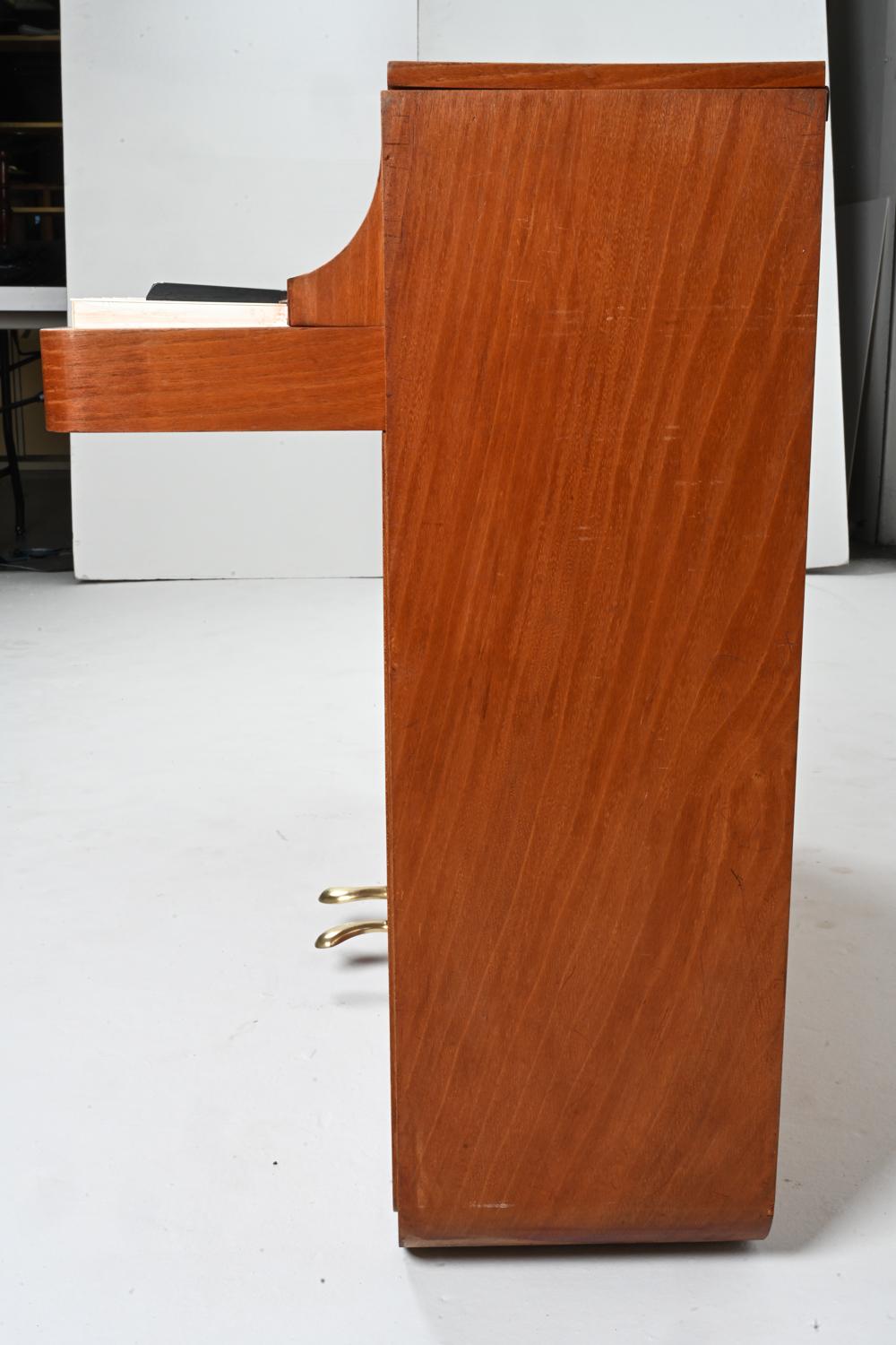 Pianette danoise du milieu du siècle dernier par Louis Zwicki, vers les années 1960 en vente 11