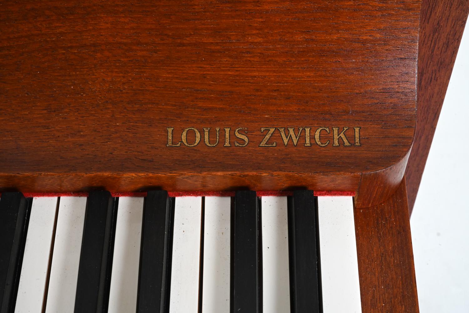 Dänisches Teakholz-Klavier aus der Jahrhundertmitte von Louis Zwicki, ca. 1960 im Angebot 3