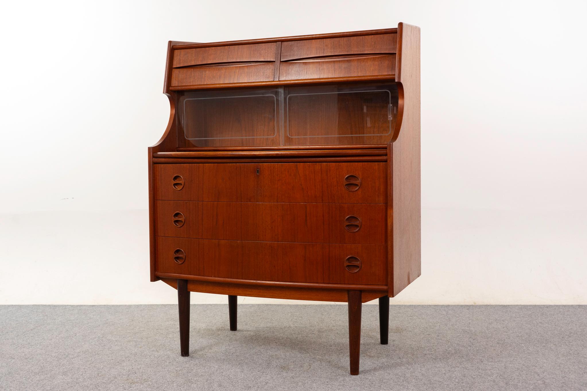 Dänischer Mid Century Sekretär aus Teakholz (Furnier) im Angebot