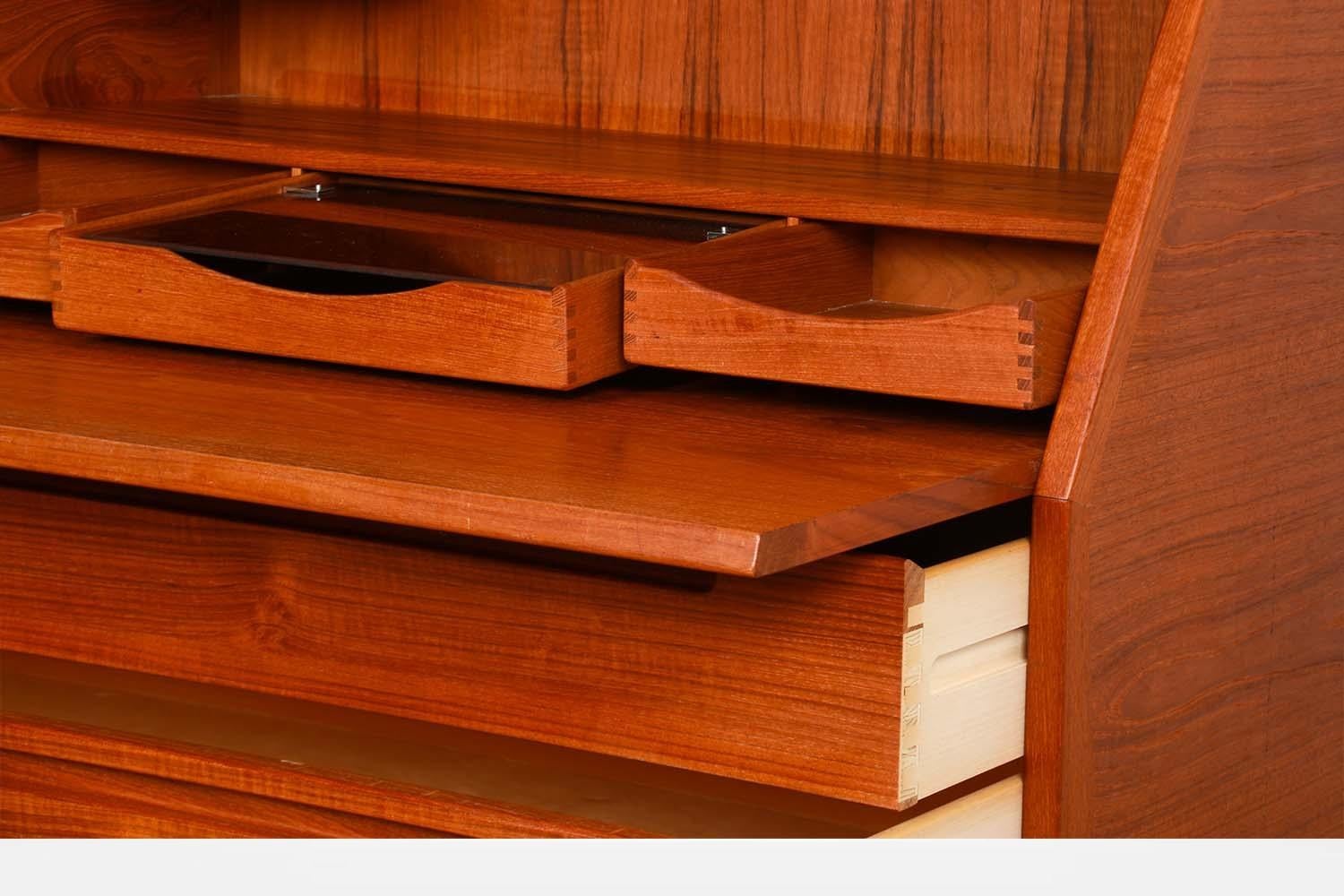 Danish Mid Century Teak Secretary Desk Vanity with Mirror Kai Kristiansen For Sale 2