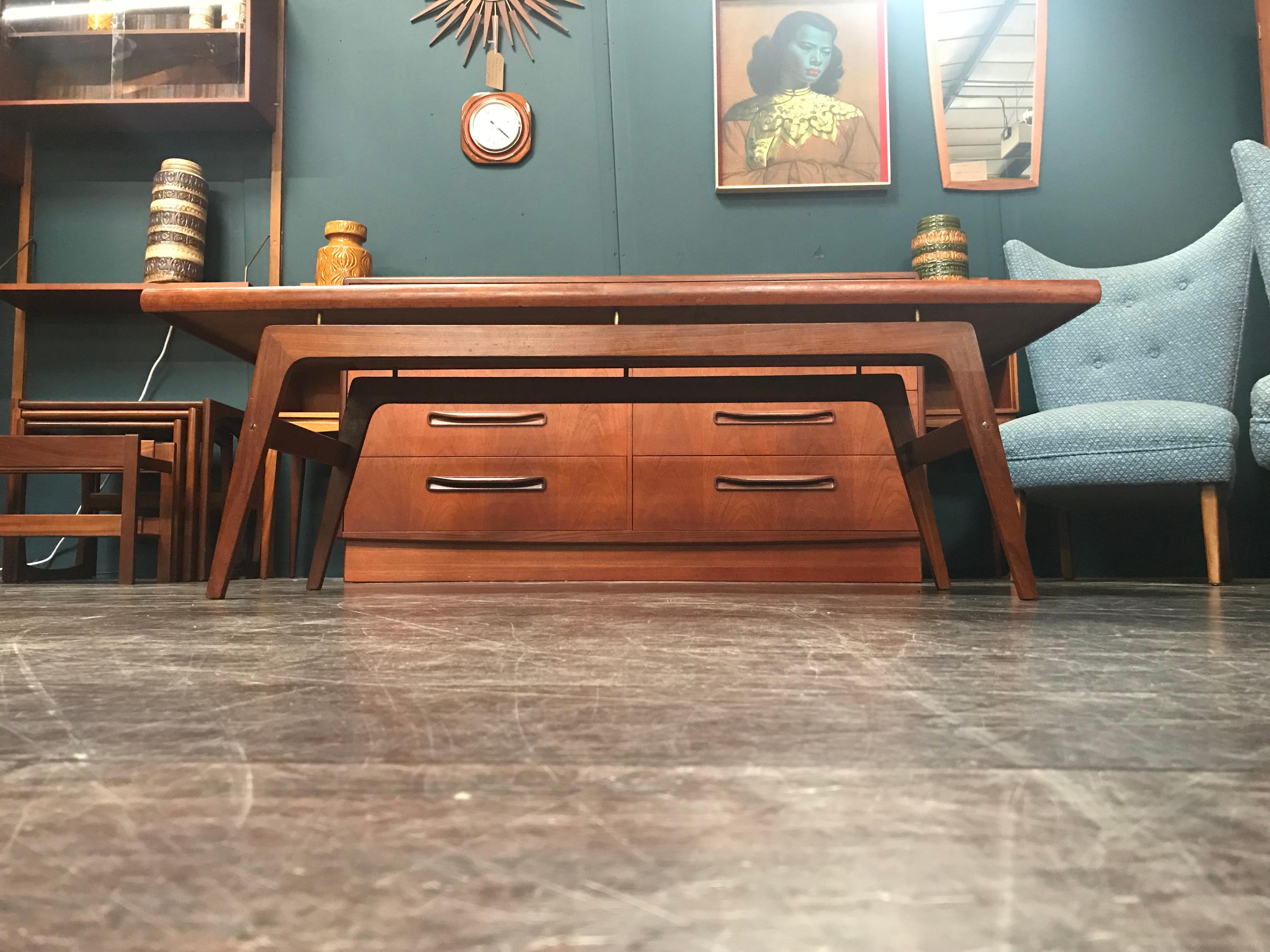 20th Century Danish Midcentury Teak 'Surfboard' Style Coffee Table For Sale