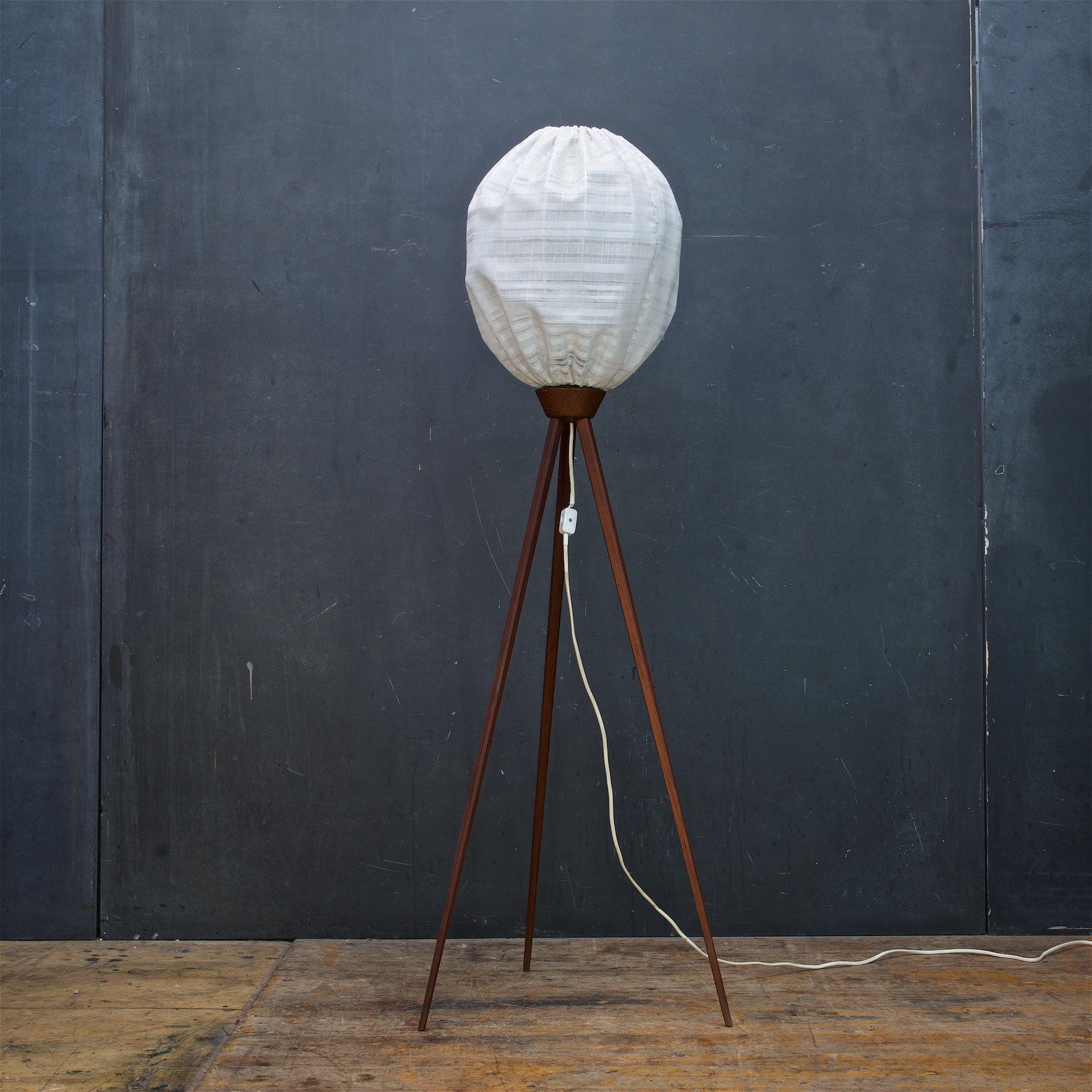 Add a nice warm glow to your interior, or even re-upholster the beehive to better match your interior. Lower style floor lamp at just under 4 feet.