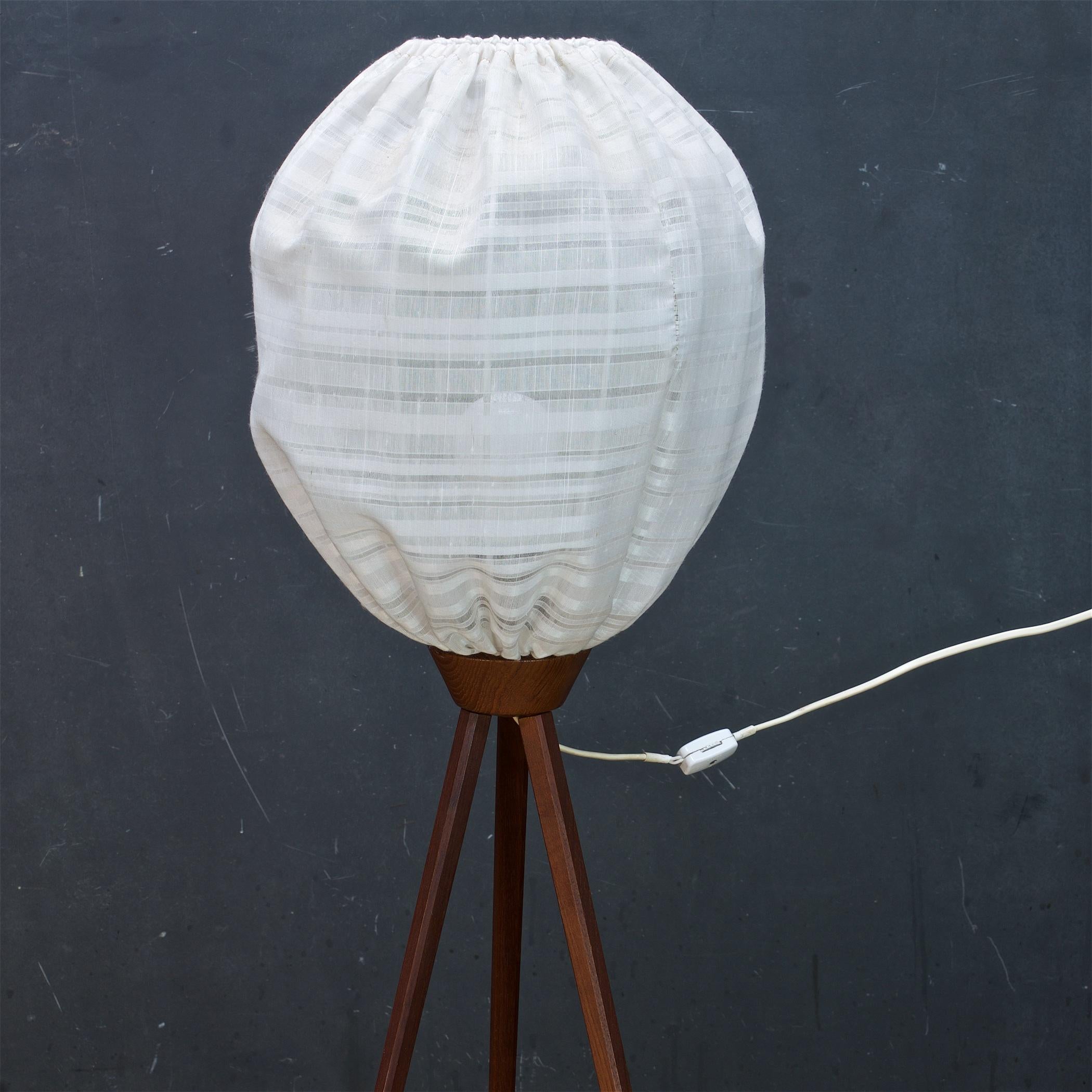Mid-20th Century Danish Mid-Century Teak Tripod Floor Lamp 1960s Vintage Ufo Bubble Lantern Luxus