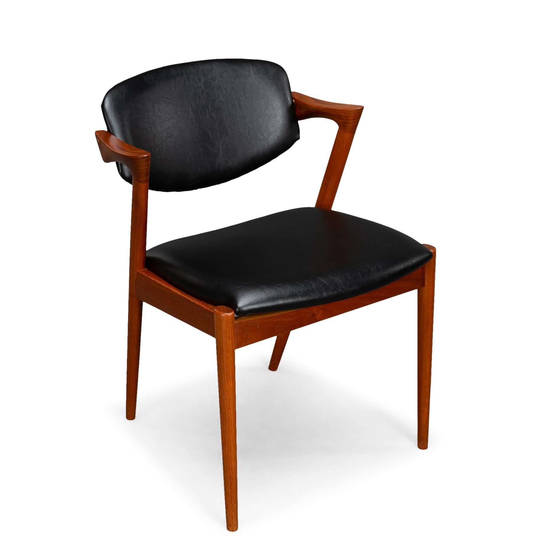 Sedia a Z danese di metà secolo in teak, modello 42, di Kai Kristiansen, anni '60 in vendita 4