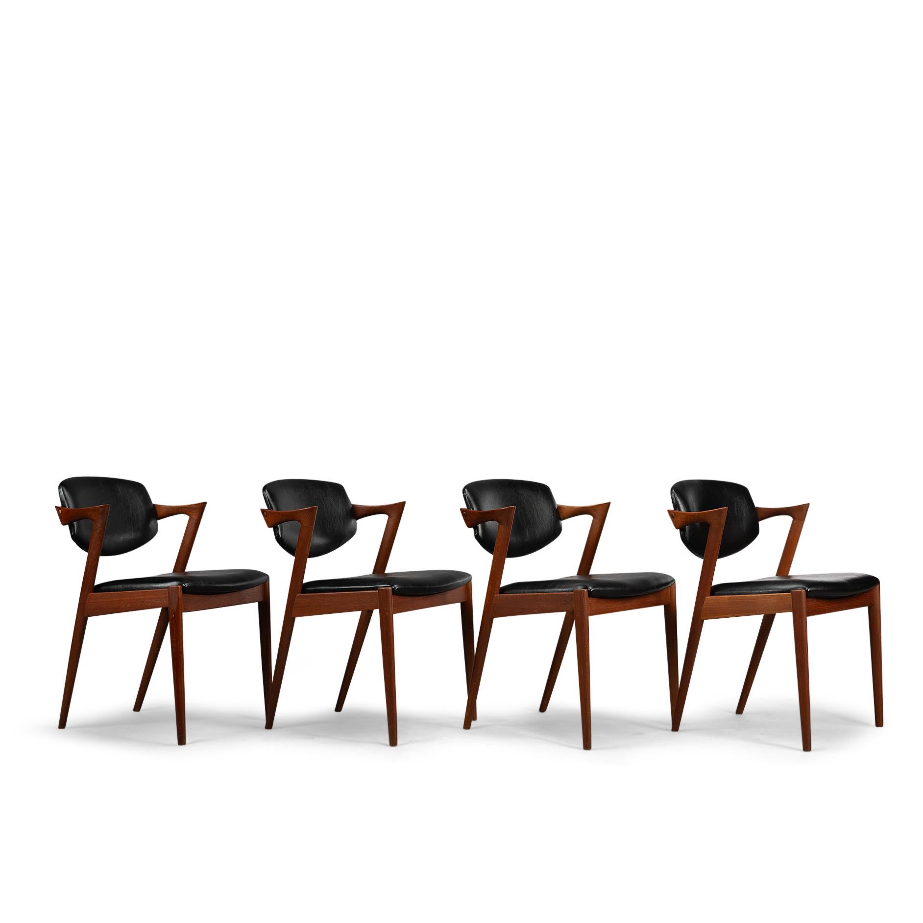 Danish Mid-Century Teak Z-Chair, Model 42, by Kai Kristiansen, 1960s, Set of 4 4