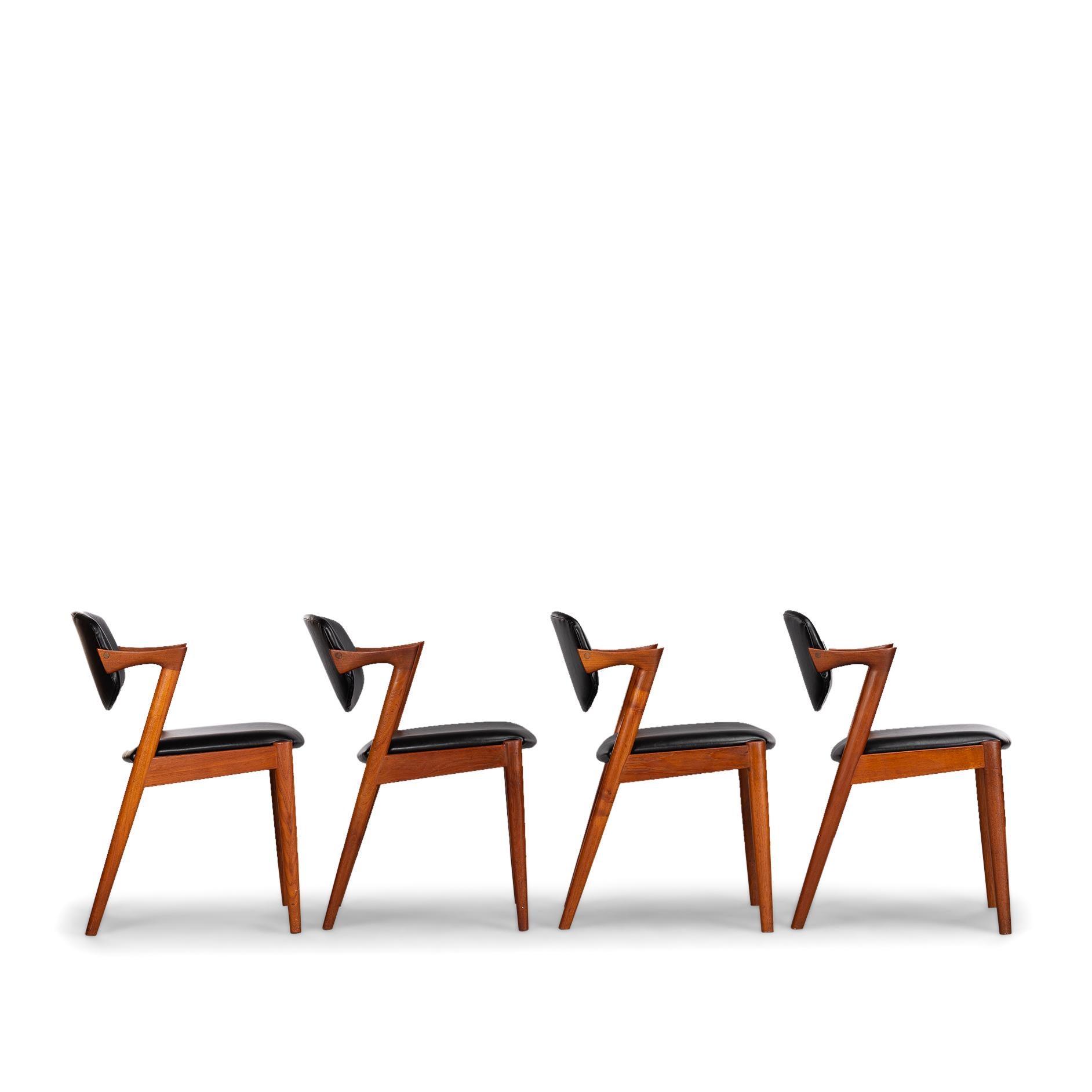 Danish Mid-Century Teak Z-Chair, Model 42, by Kai Kristiansen, 1960s, Set of 4 In Good Condition In Breda, Netherlands