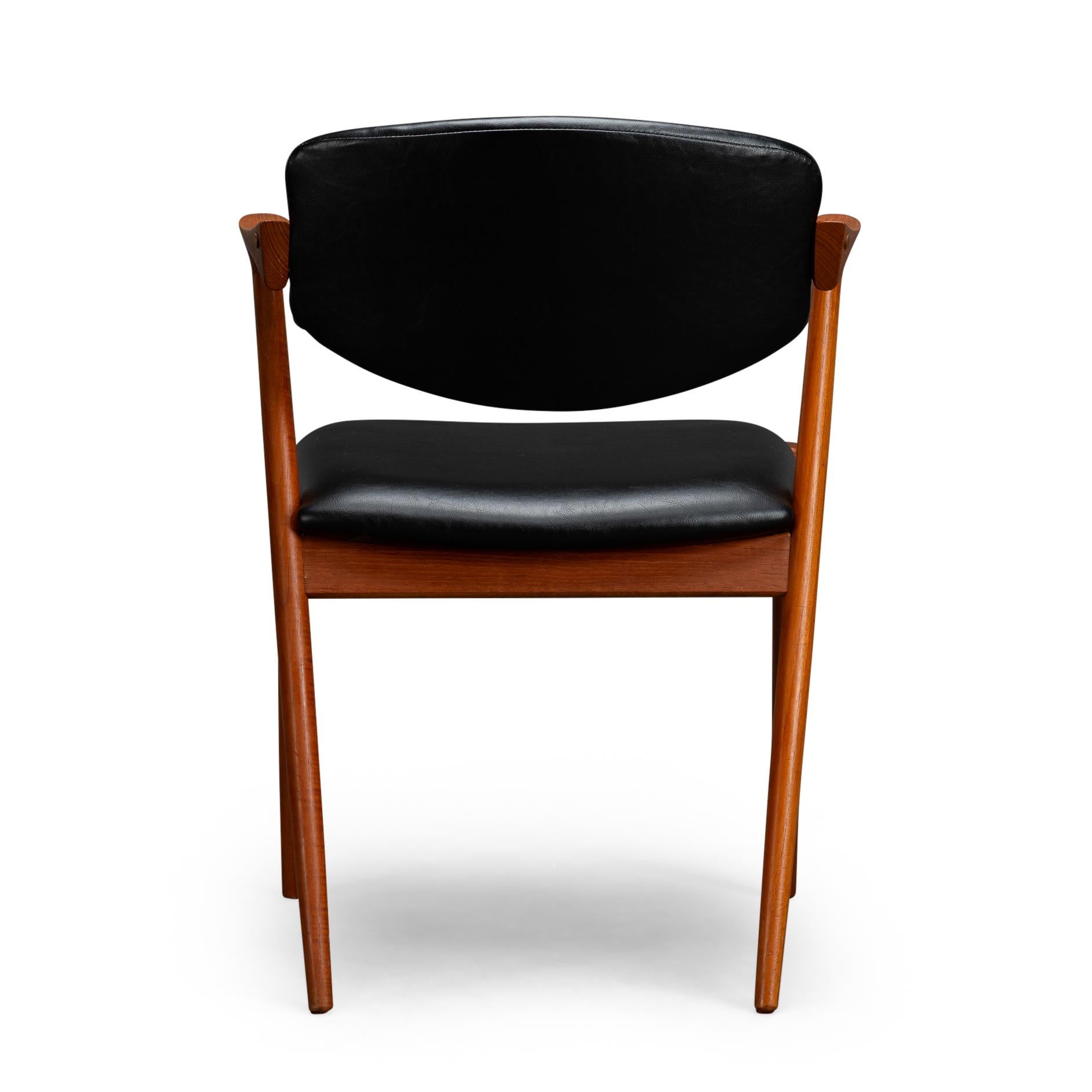 Sedia a Z danese di metà secolo in teak, modello 42, di Kai Kristiansen, 1960, set di 4 pezzi In condizioni buone in vendita a Breda, Netherlands