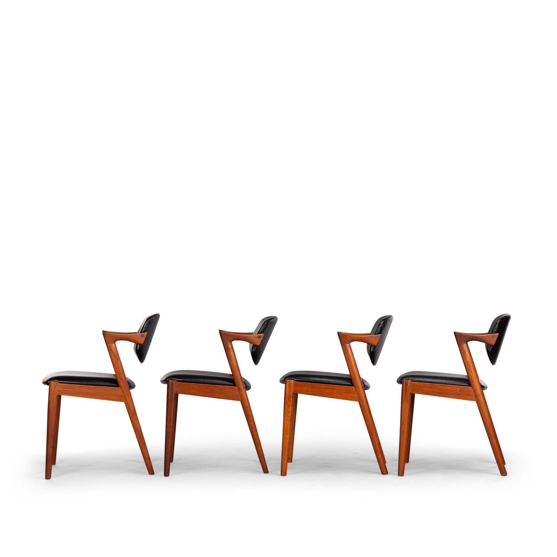 Danish Mid-Century Teak Z-Chair, Model 42, by Kai Kristiansen, 1960s, Set of 4 3