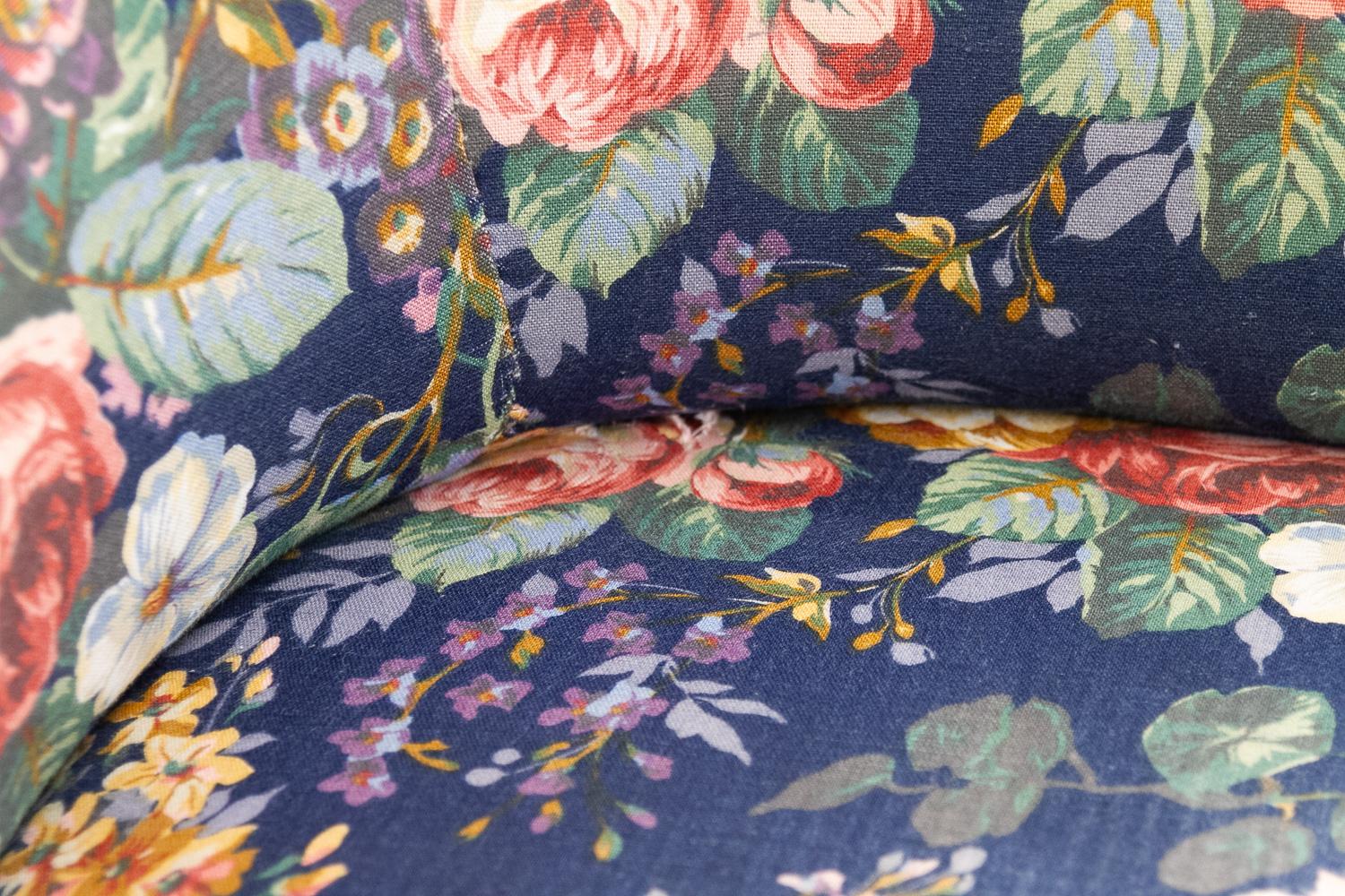Danish Mid-Century Two Seater Banana Sofa with Floral Fabric, 1950s. For Sale 6