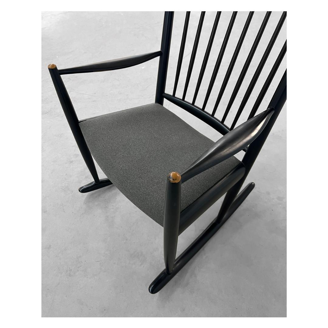 Danish Midcentury Upholstered Rocking Chair by Niels Eilersen For Sale 1