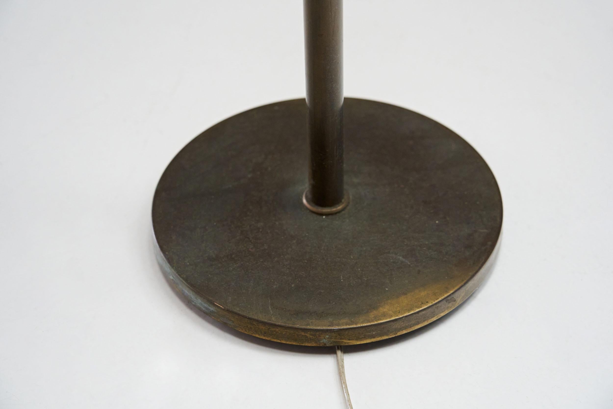 Danish Midcentury Uplight Floor Lamp in Brass, Denmark, 1940s 7