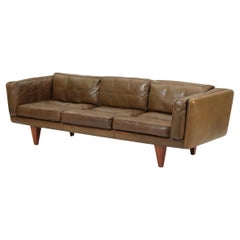 Danish Mid Century V11 Sofa by Illum Wikkelsø in Brown Leather & Rosewood, 1960s