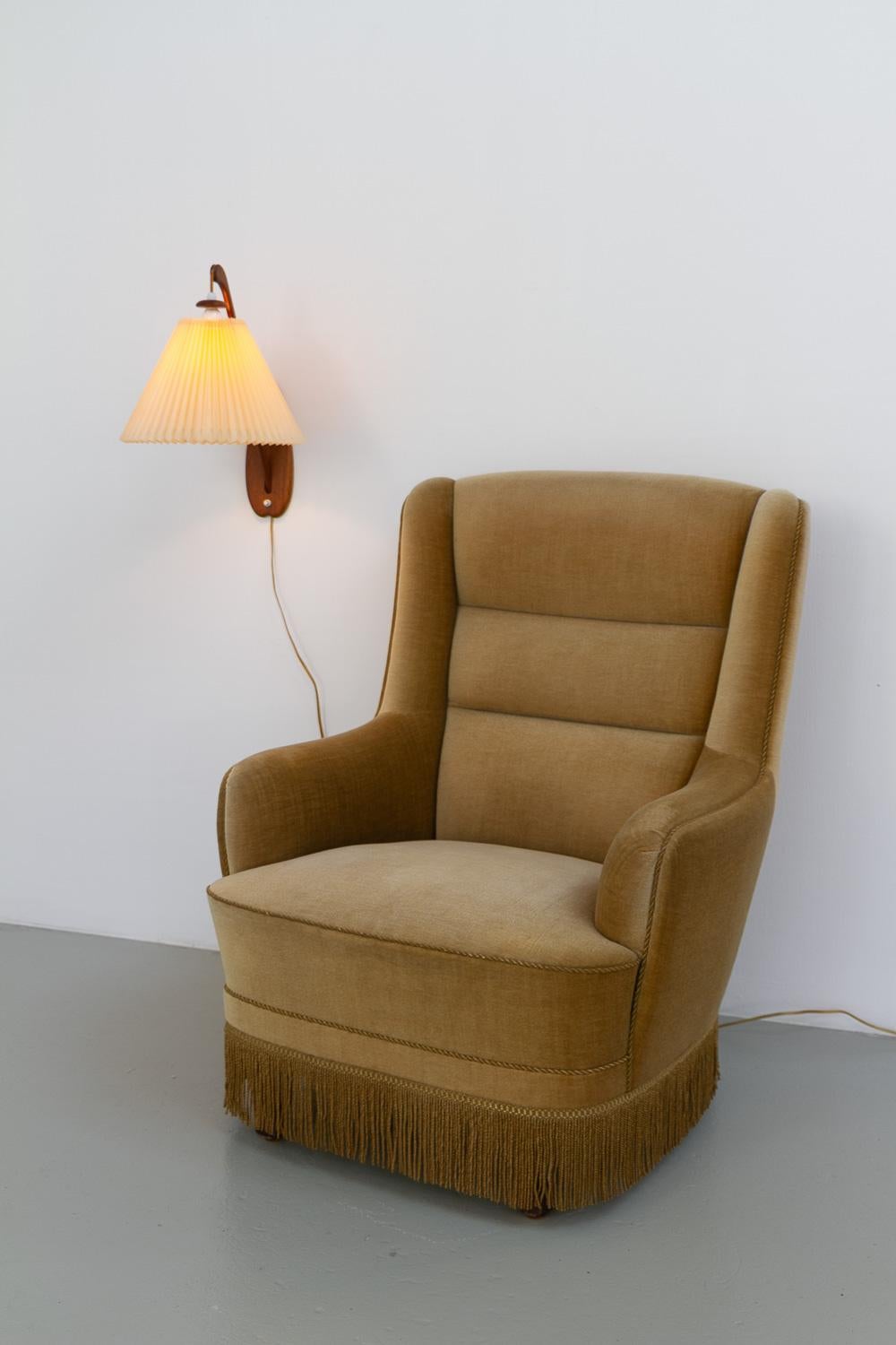 Chaise longue danoise en velours du milieu du siècle, années 1960. en vente 9