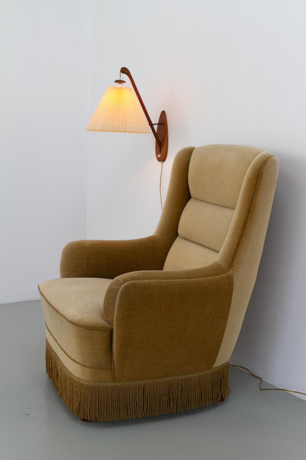 Chaise longue danoise en velours du milieu du siècle, années 1960. en vente 10