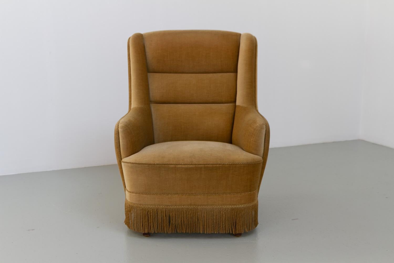 Danois Chaise longue danoise en velours du milieu du siècle, années 1960. en vente