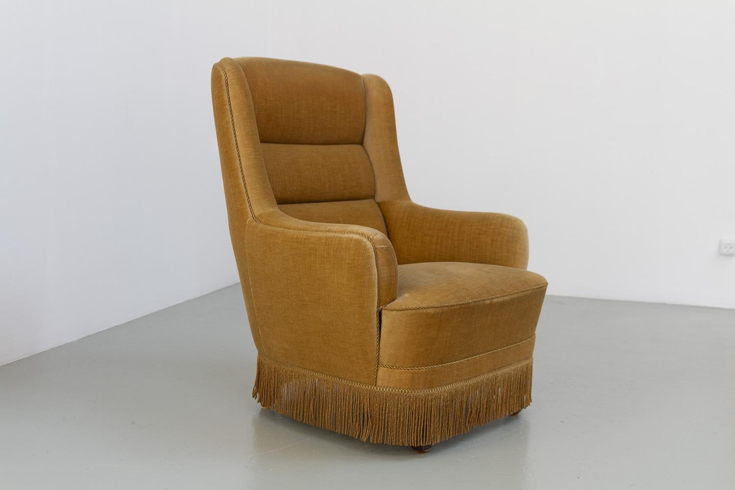 Milieu du XXe siècle Chaise longue danoise en velours du milieu du siècle, années 1960. en vente