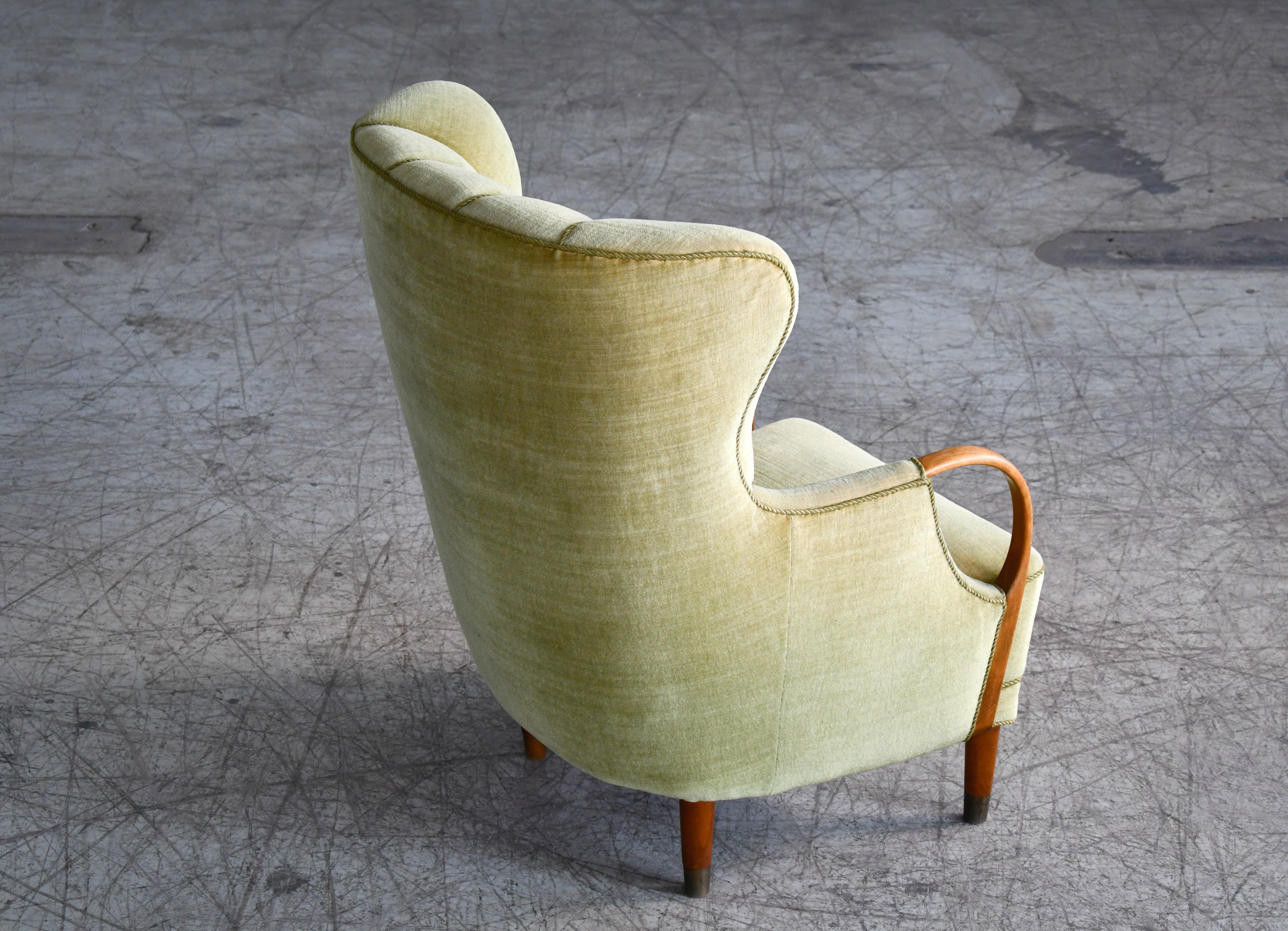 Danish Midcentury Viggo Boesen Highback Lounge Chair with Open Armrests 4