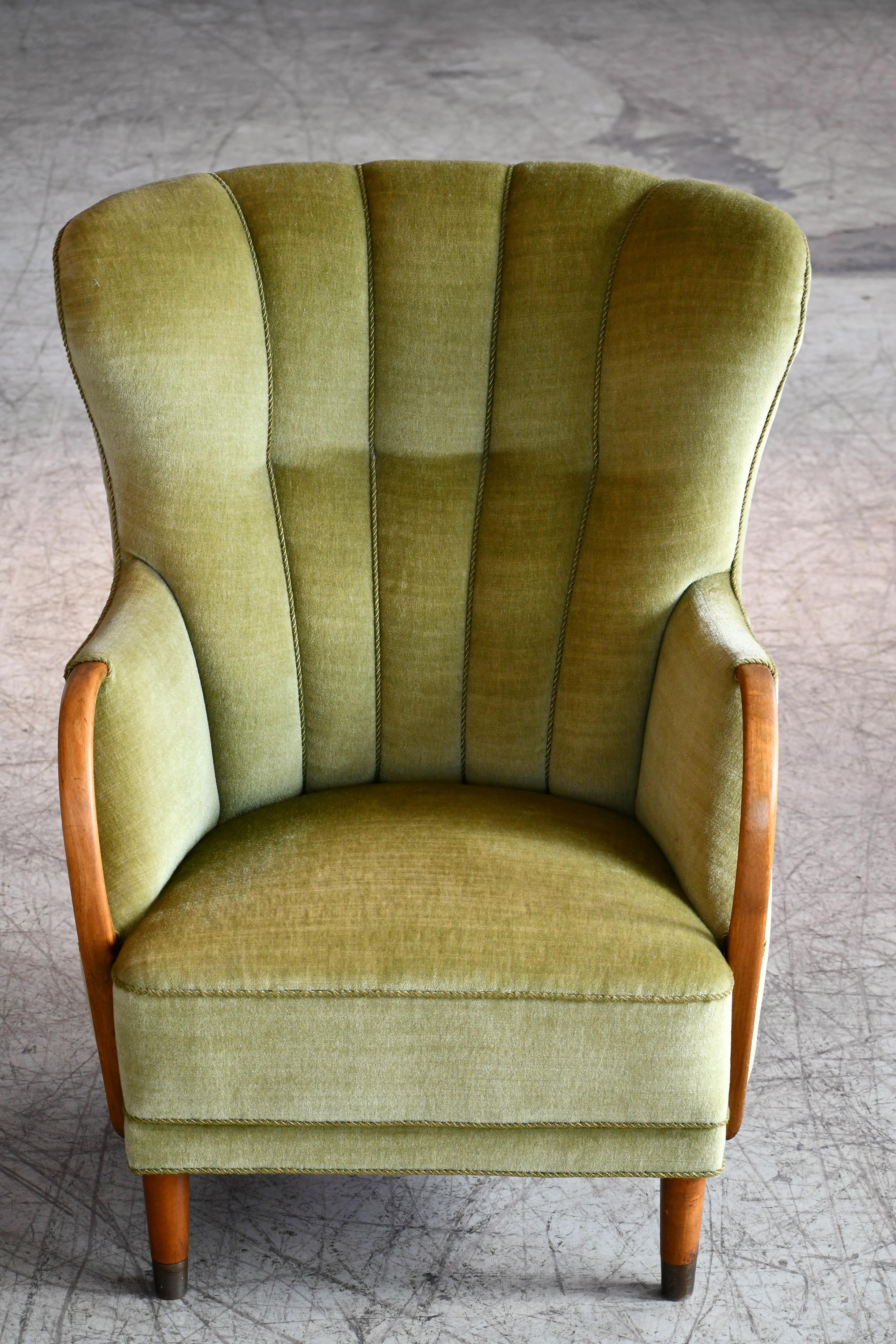 Danish Midcentury Viggo Boesen Highback Lounge Chair with Open Armrests 3
