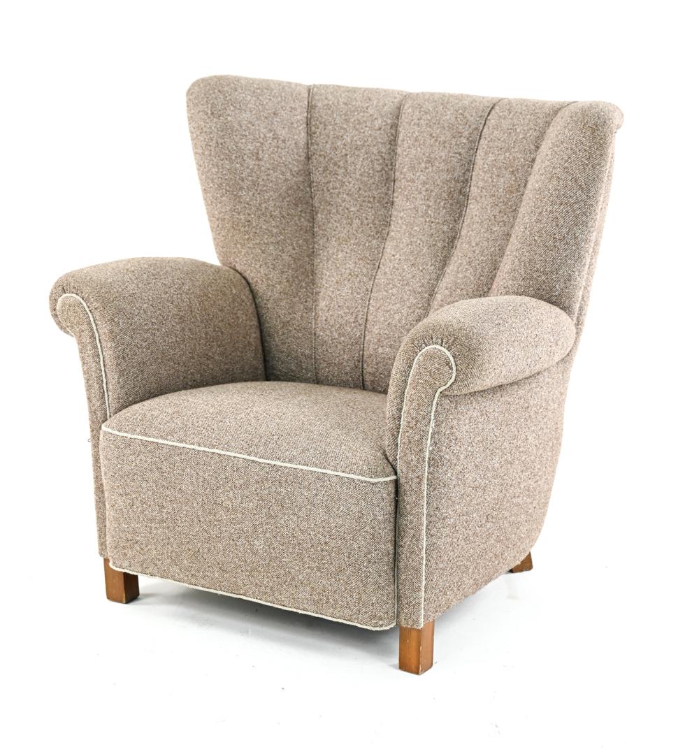 Mid-Century Modern Danish Mid-Century Viggo Boesen Style Easy Chair