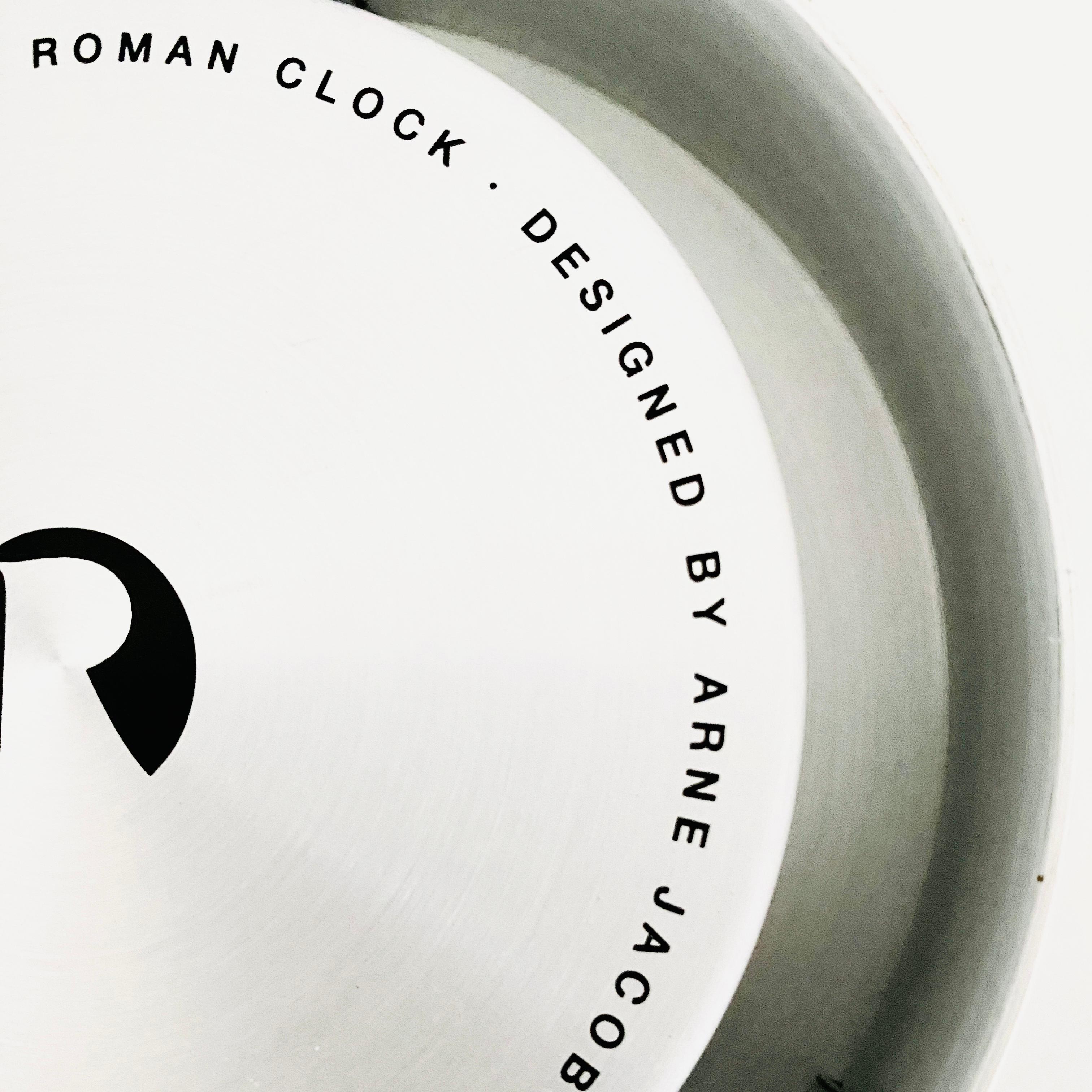 Dänische Wanduhr aus der Mitte des Jahrhunderts von Arne Jacobsen, Modell römisch im Angebot 9
