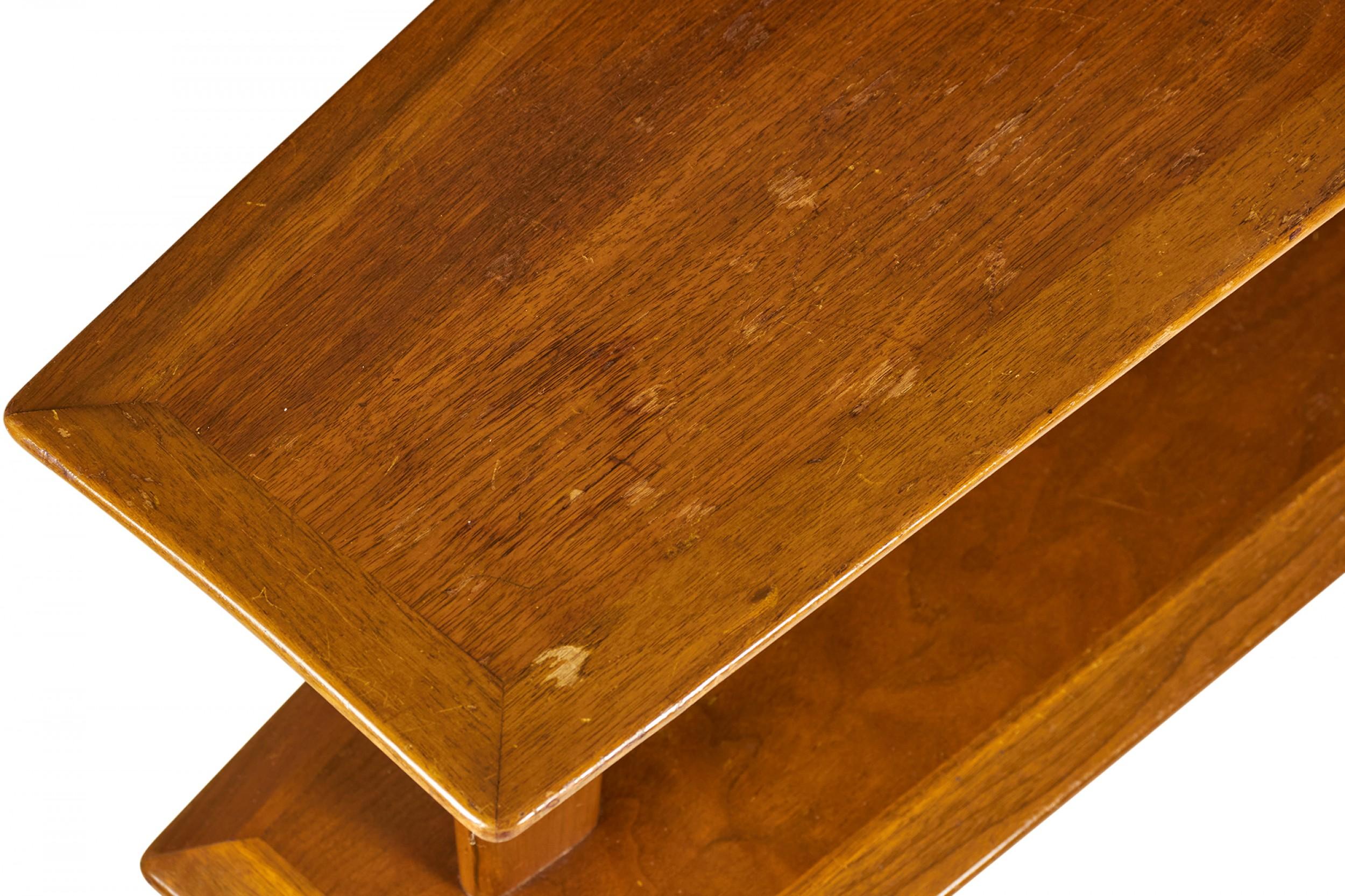 Danish Mid-Century Walnut Wedge Magazine Table (manner of Jens Risom) For Sale 3