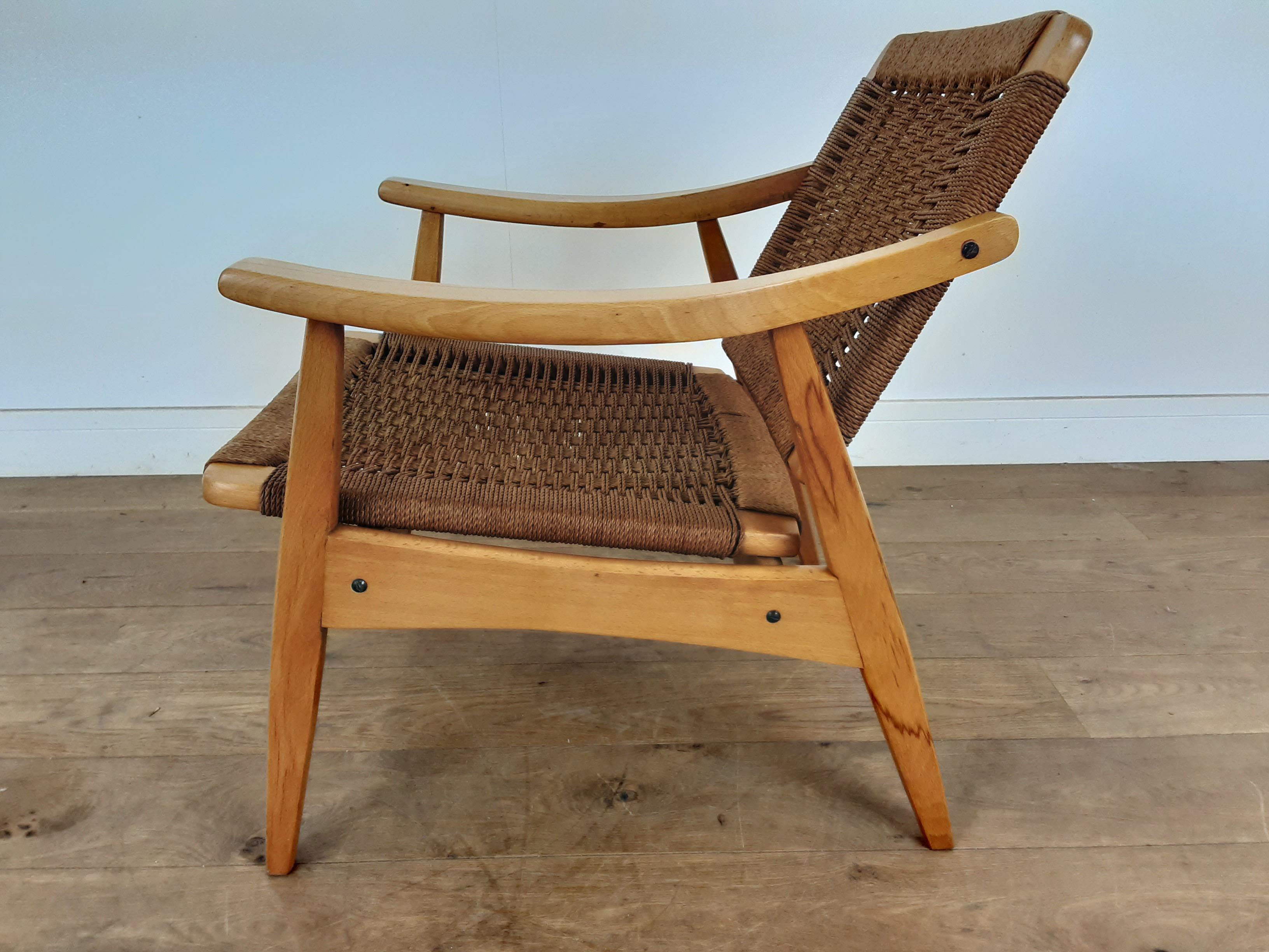 Danish Midcentury Wicker Lounge Suite with Tilt Back Armchairs For Sale 7