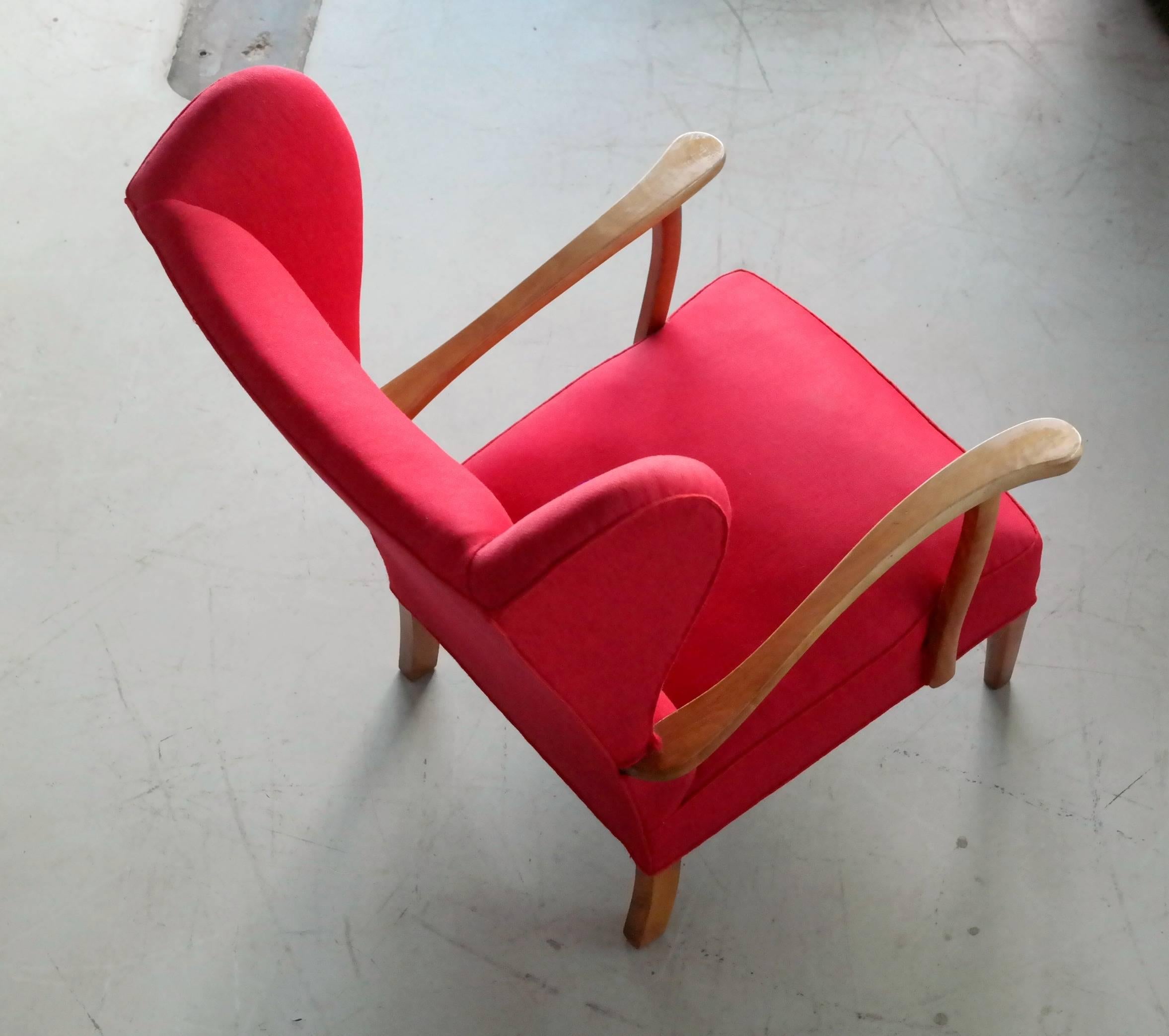 Scandinavian Modern Danish Midcentury Wingback Lounge Chair Attributed to Fritz Hansen
