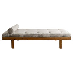 Danish Mid Century Wooden Daybed in Pine and Linen Produced in Denmark, 1960s