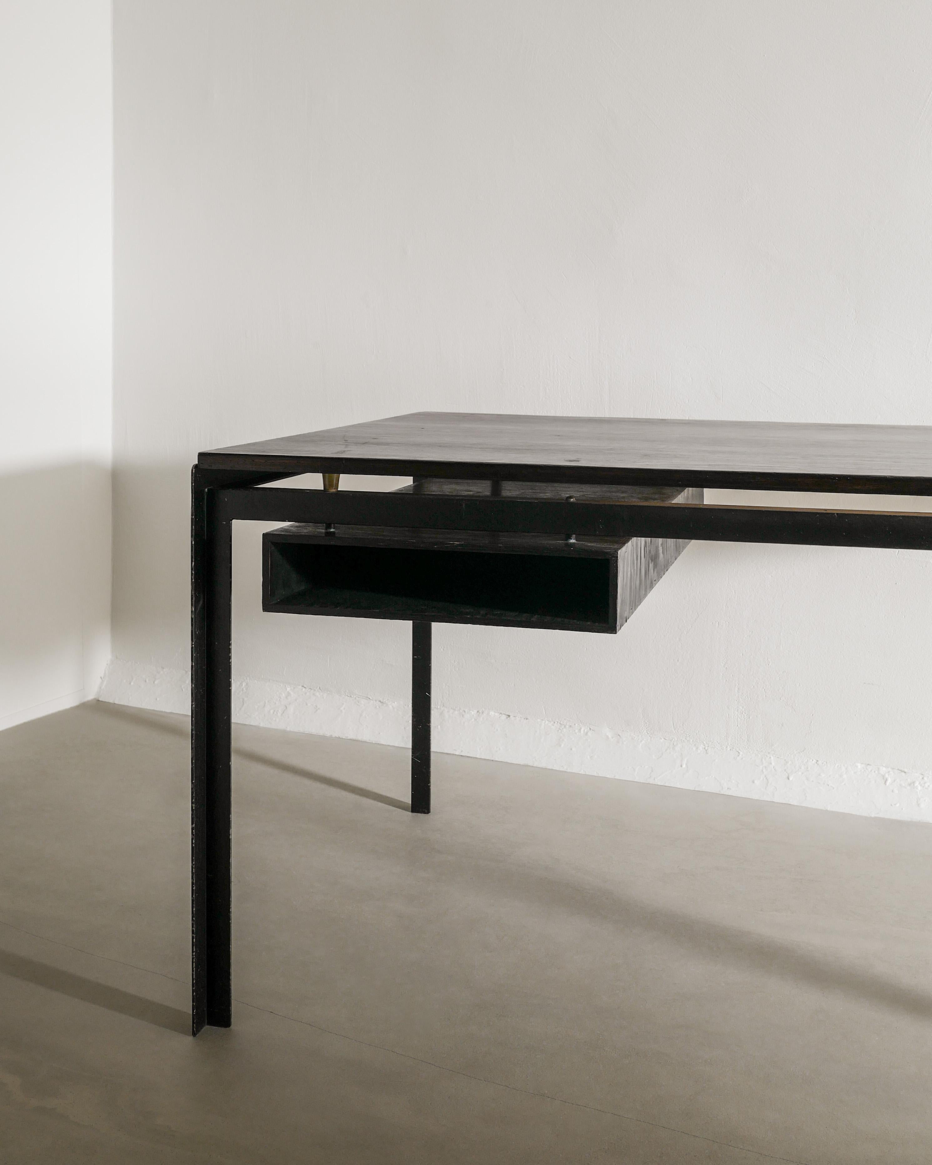 Escritorio PK52 danés de madera de mediados de siglo de Poul Kjaerholm para Rud Rasmussen, años 50 Acero en venta