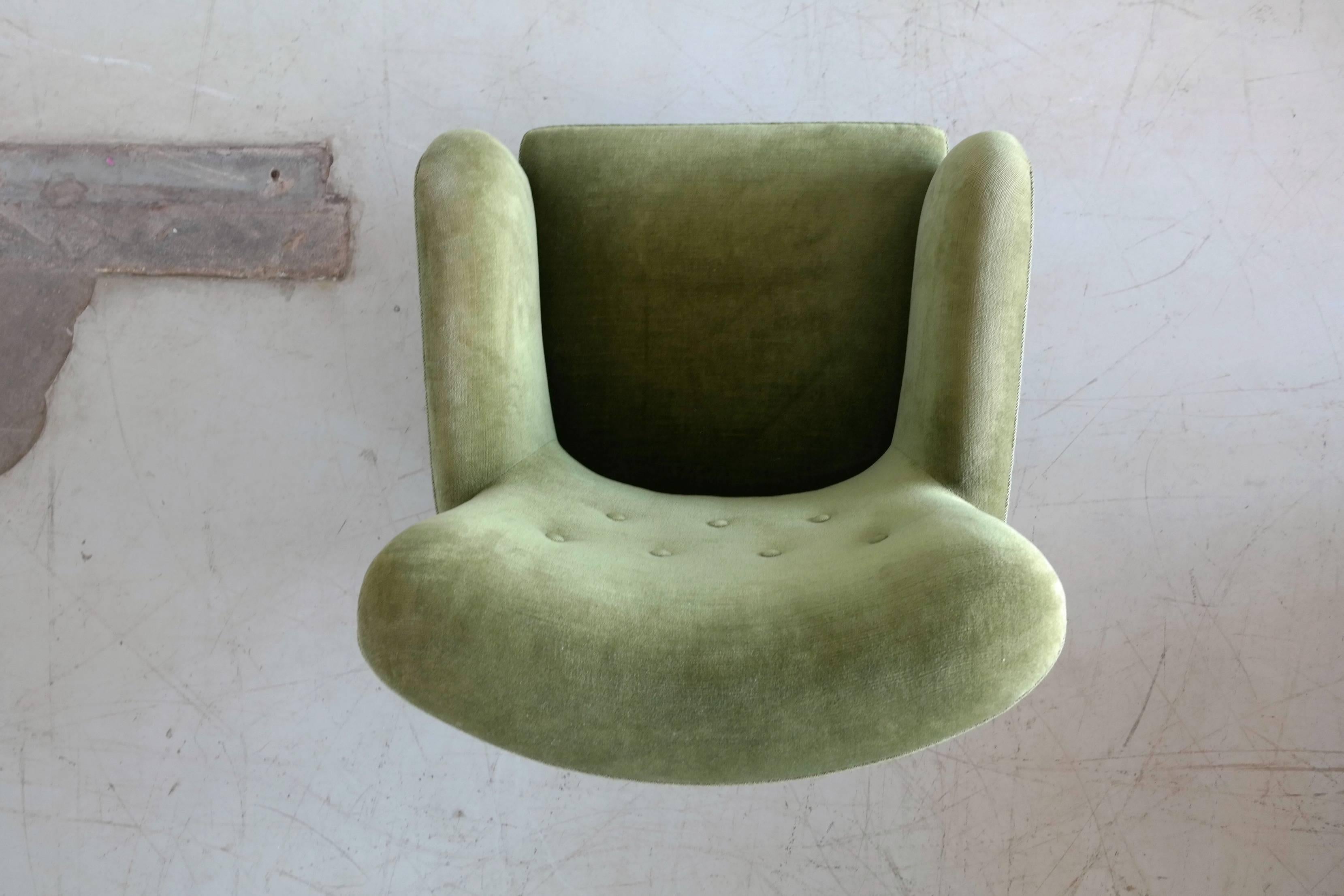 Danish Midcentury, 1940s Mogens Lassen Attributed Lounge Chair in Mohair Velvet 4