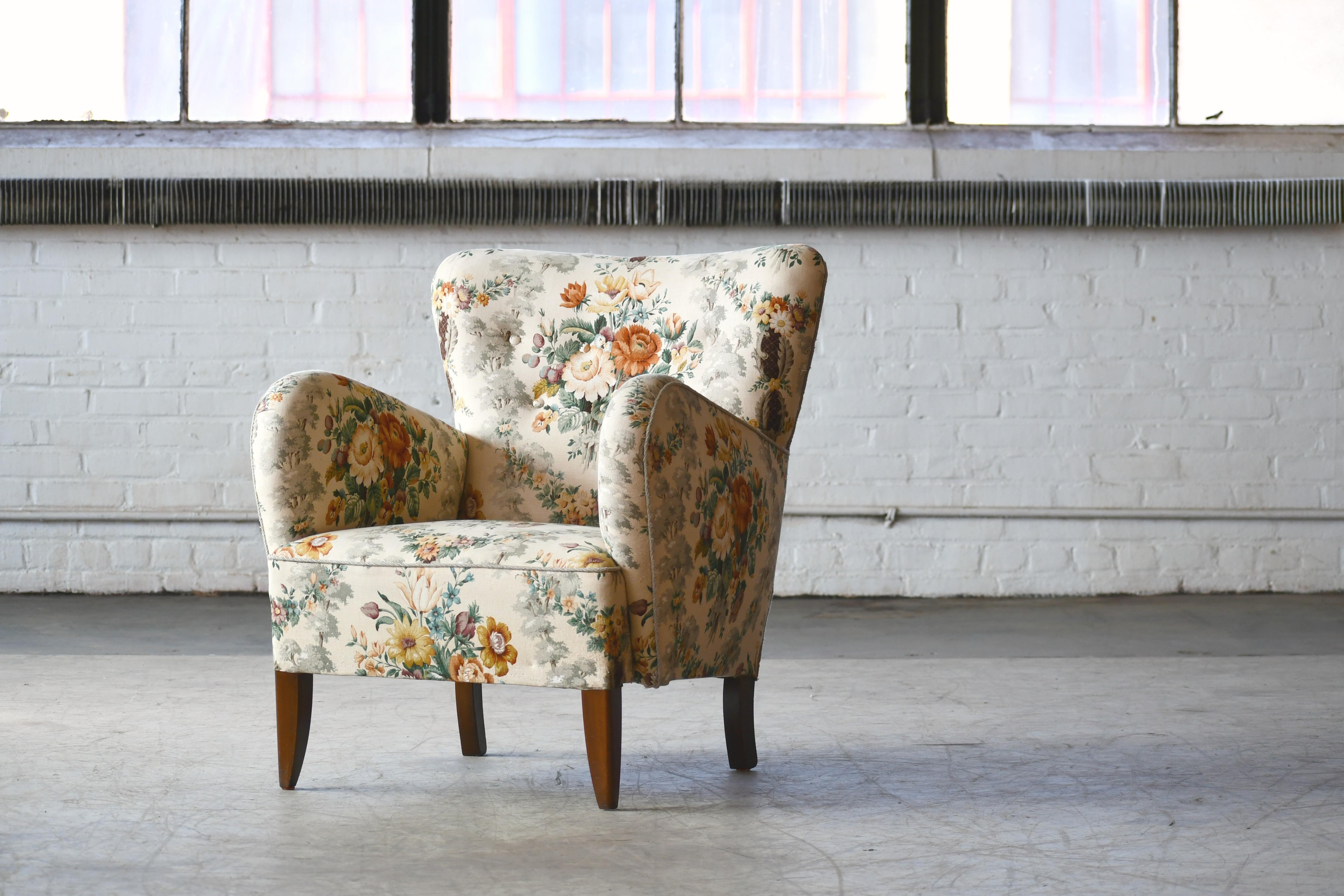 Mid-Century Modern Danish Midcentury 1940s Flemming Lassen Style Lounge Chair in Floral Fabric