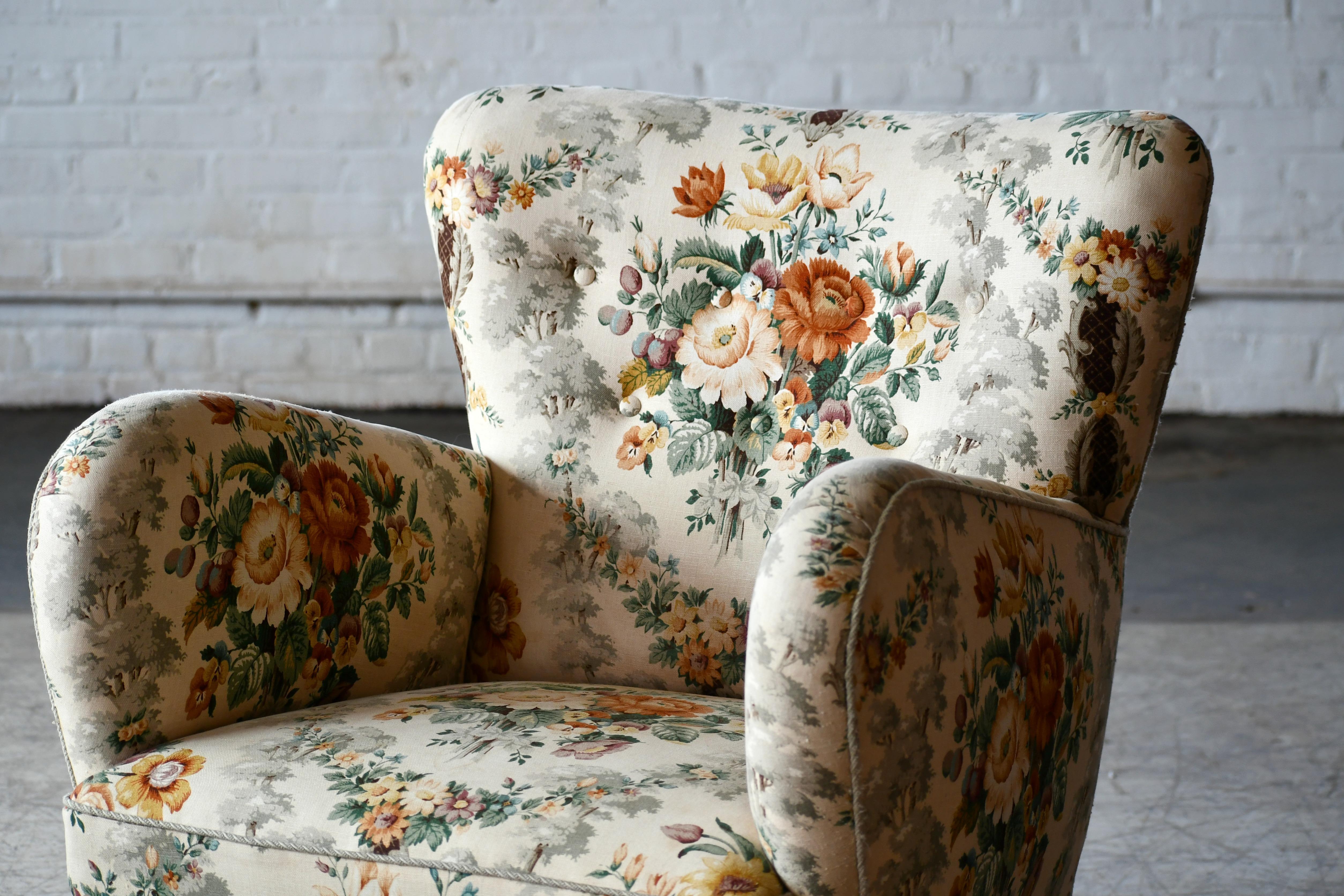 Mid-20th Century Danish Midcentury 1940s Flemming Lassen Style Lounge Chair in Floral Fabric