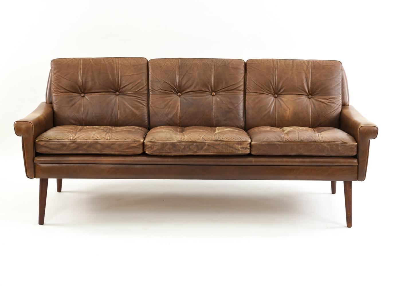 Mid-Century Modern Danish Midcentury 1960s Sofa in Brown Patinated Leather by Svend Skipper
