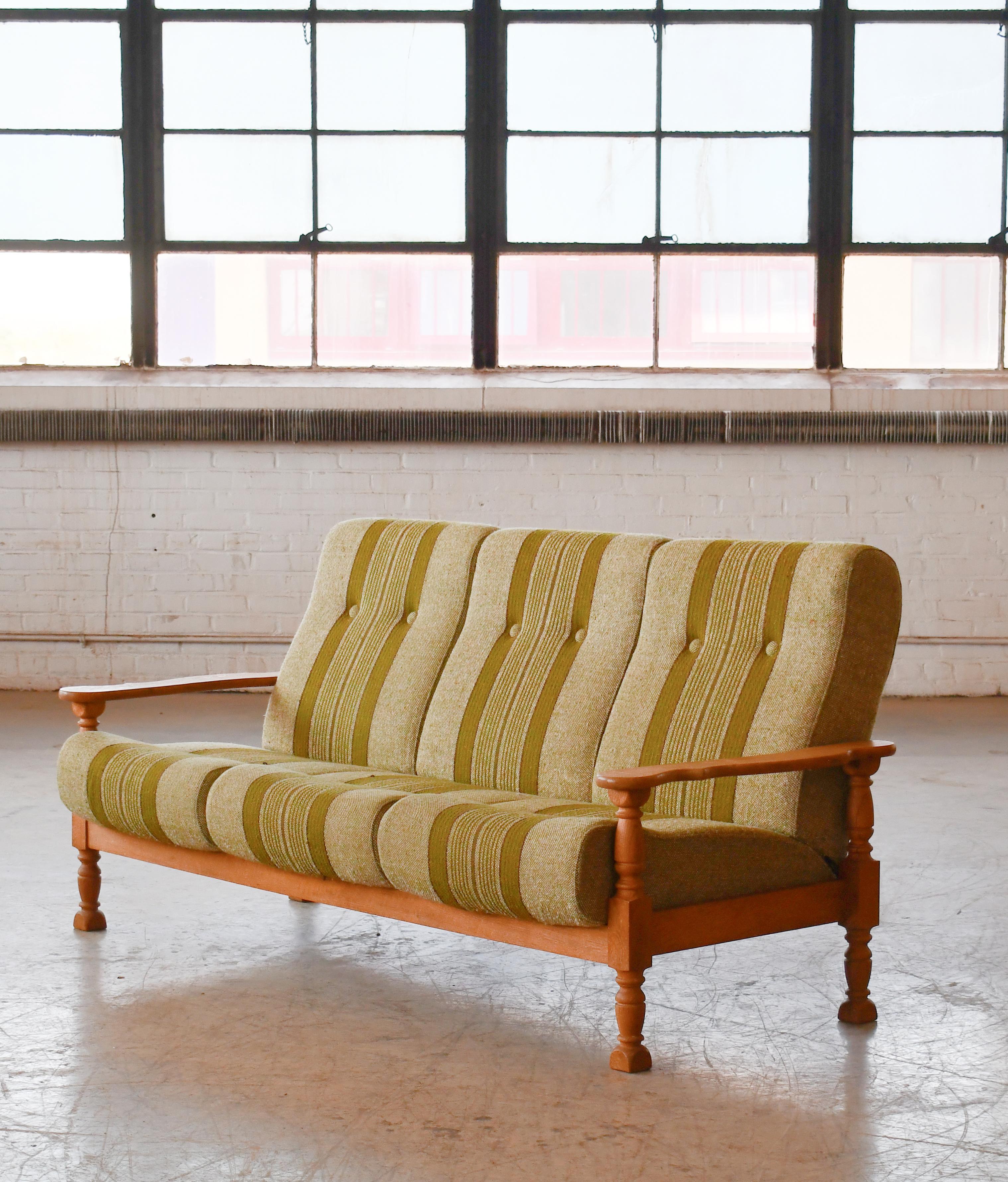 Danish Midcentury 3-Seater Sofa in Solid Oak and Wool by Henry Kjærnulf, 1960s For Sale 1
