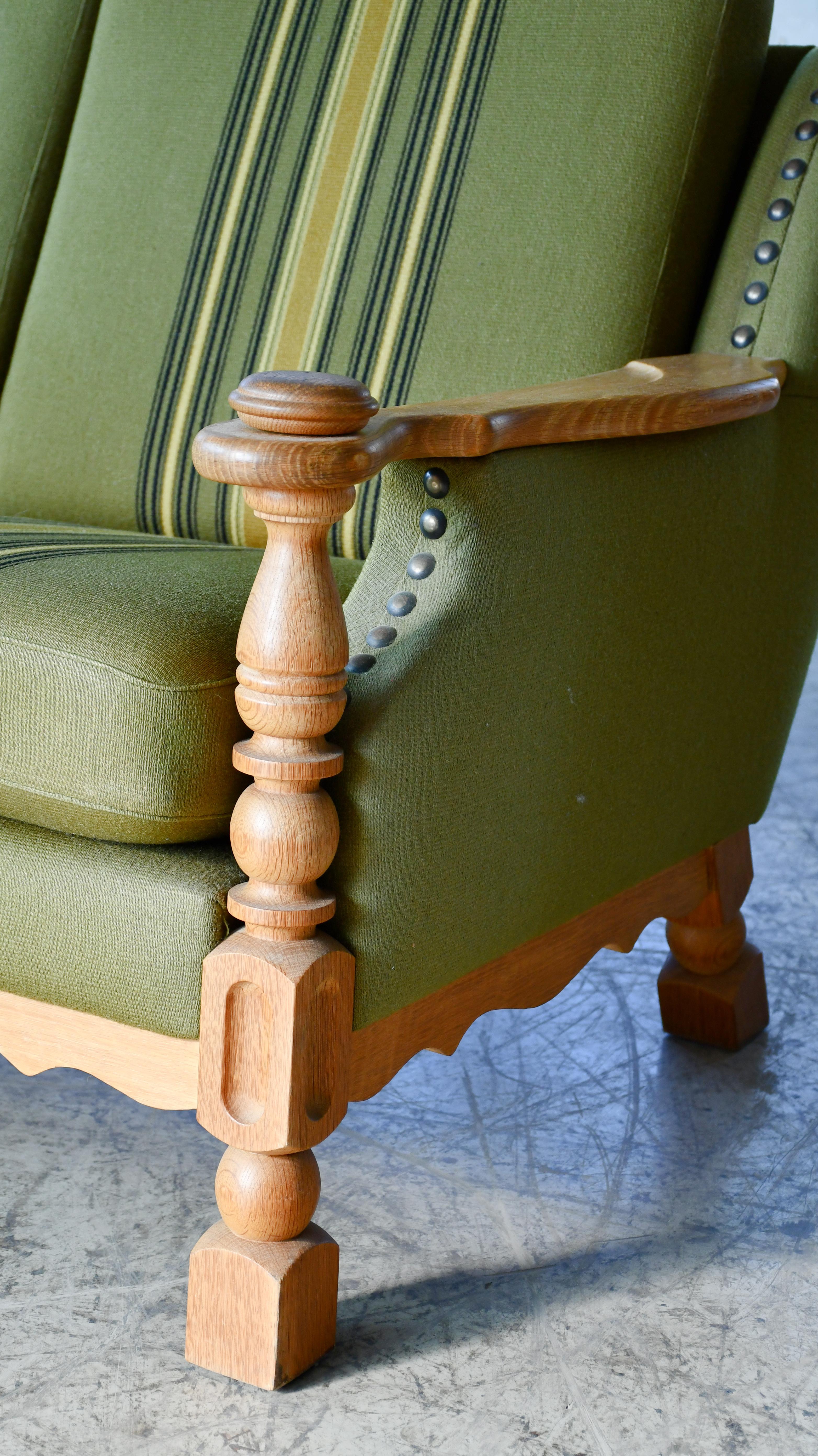 Dänisches 3-Sitzer-Sofa aus massiver Eiche von Henry Kjærnulf, 1960er Jahre im Angebot 4