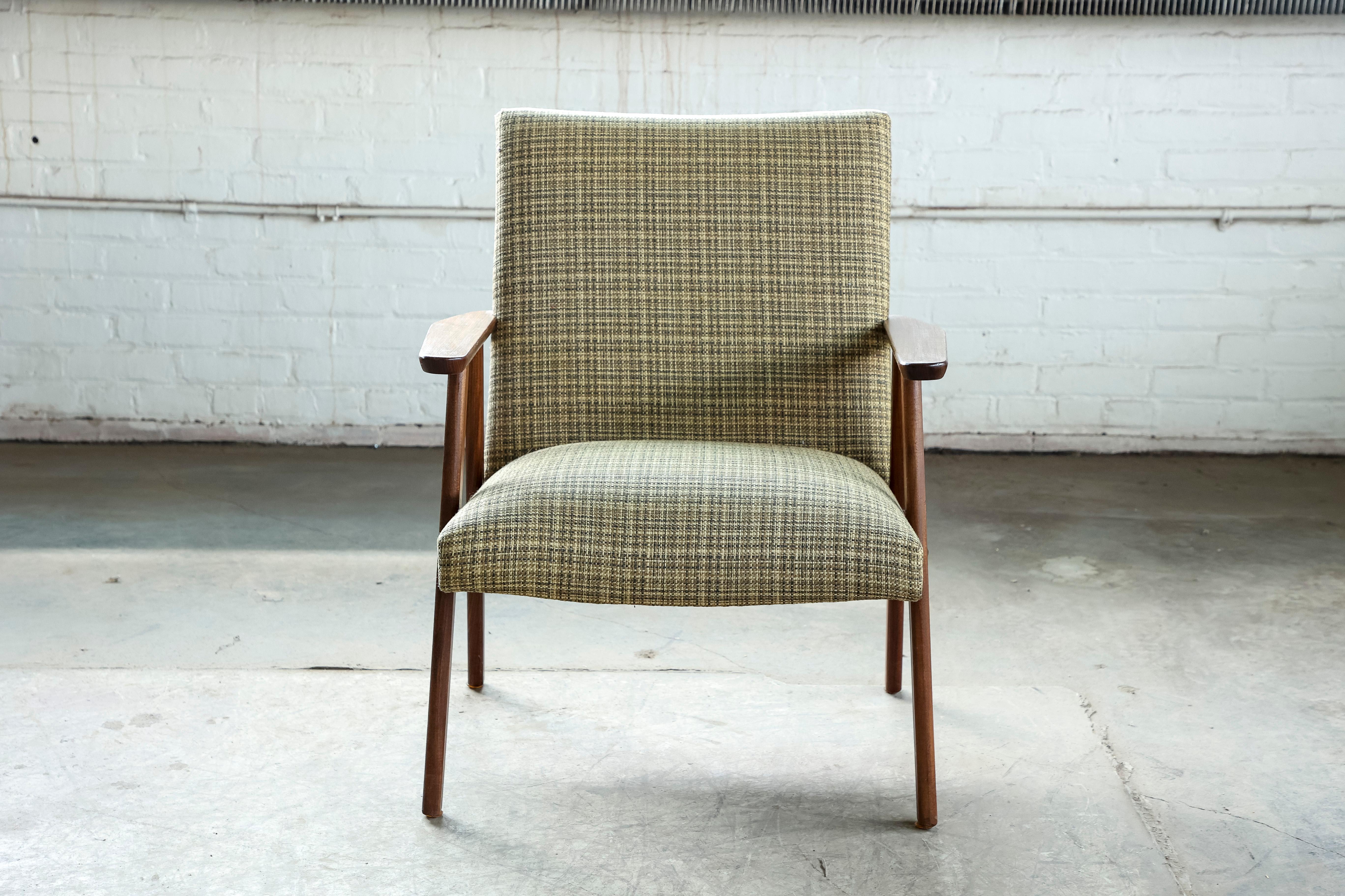 Danish Midcentury Arne Vodder Style Easy Chairs in Teak 1960s In Good Condition For Sale In Bridgeport, CT