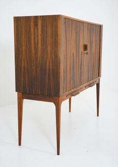 Mueble bar danés de mediados de siglo en palisandro de Kurt Østervig