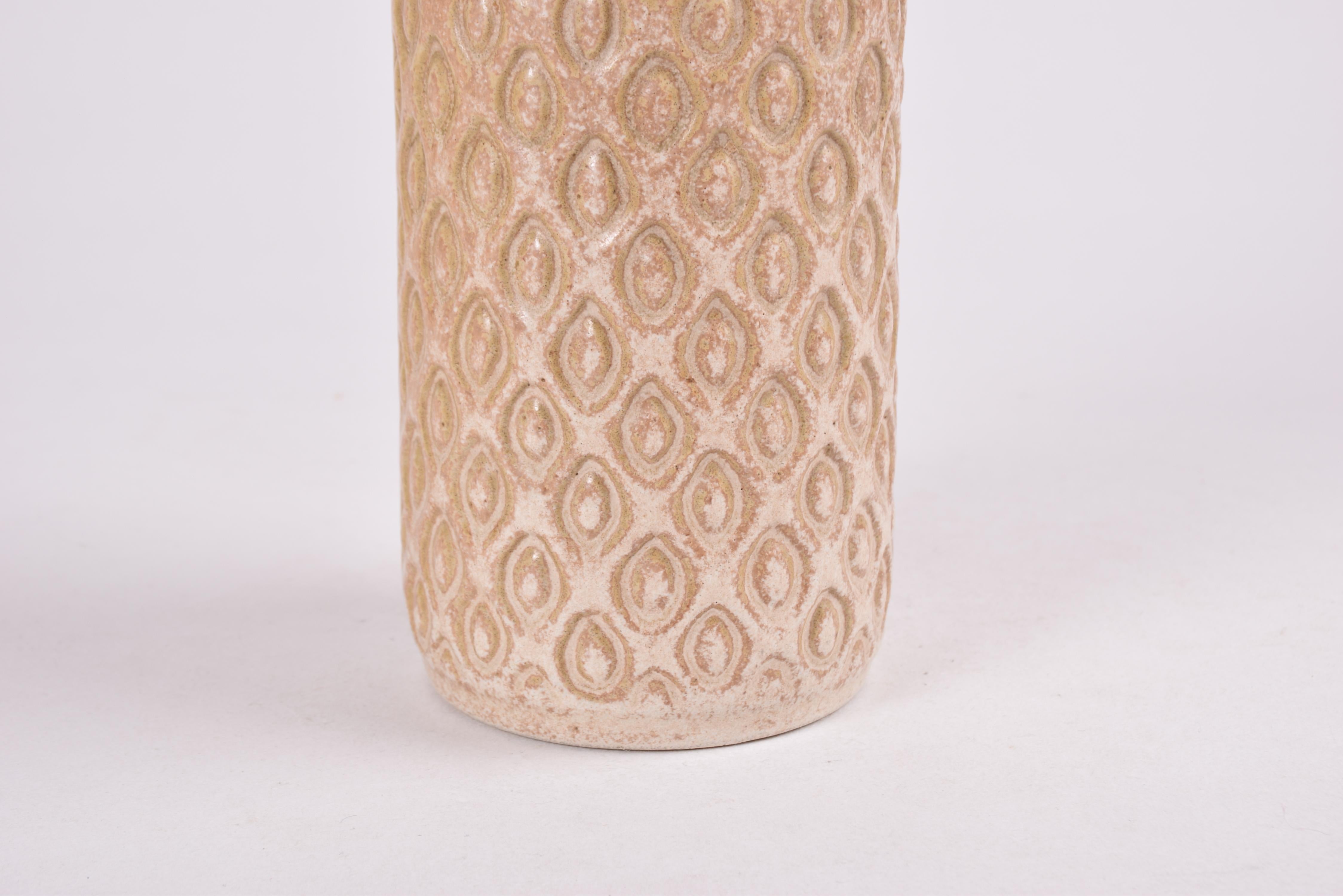 Danish Midcentury Beige Ceramic Vase Budding Style by Eva Sjögren for L. Hjorth In Good Condition For Sale In Aarhus C, DK