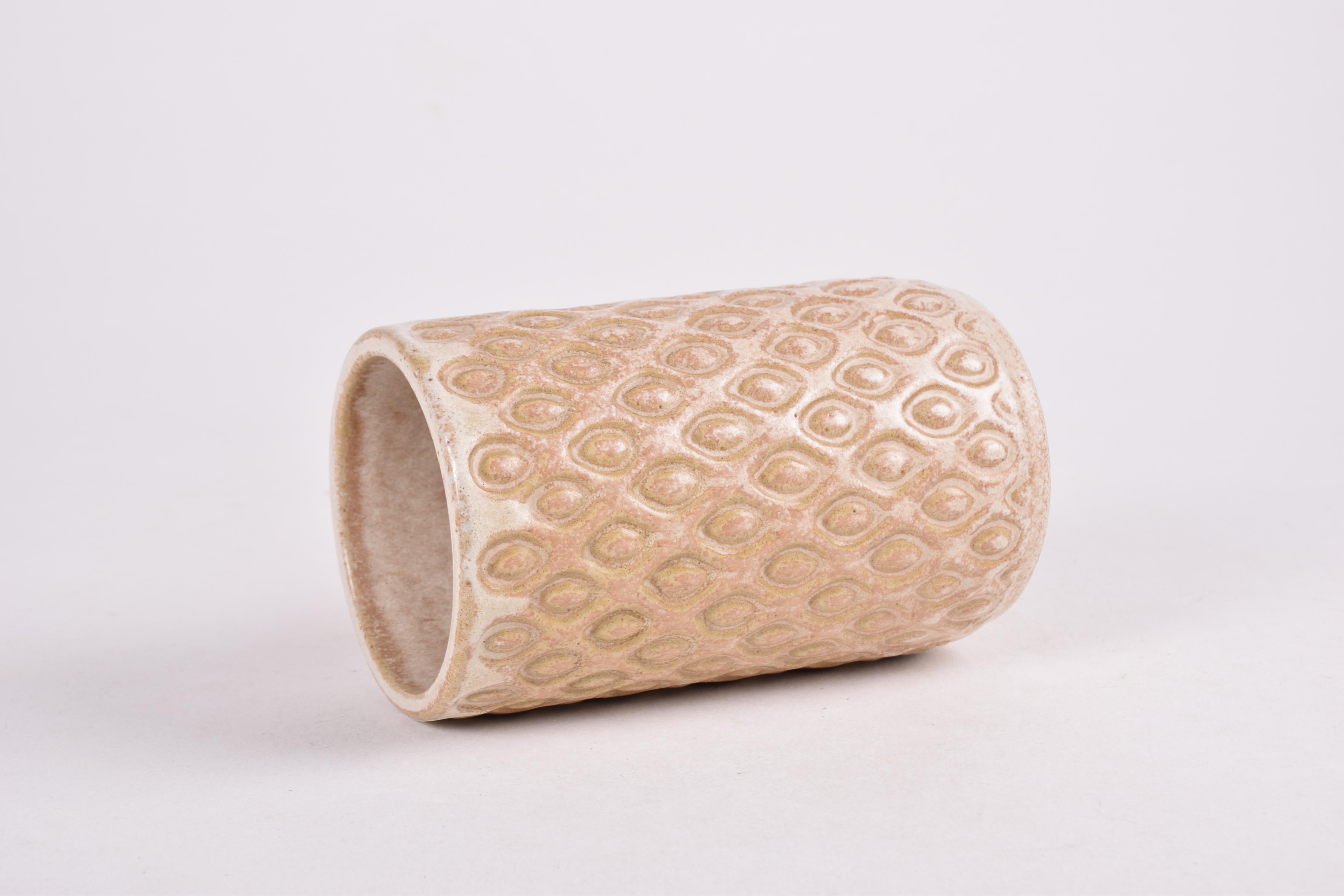 Danish Midcentury Beige Ceramic Vase Budding Style by Eva Sjögren for L. Hjorth For Sale 1