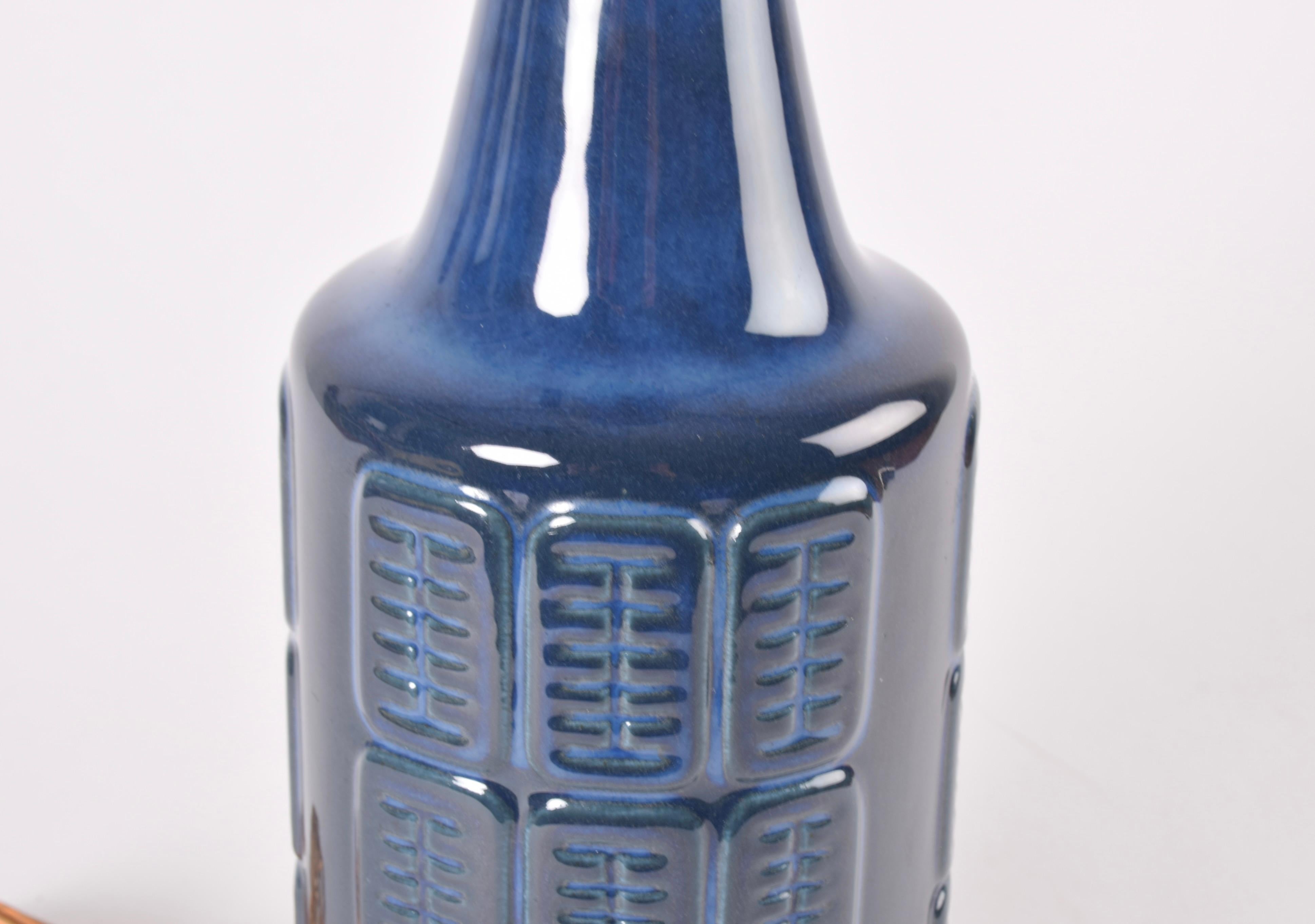 Dänische blaue Keramik-Tischlampe aus der Mitte des Jahrhunderts von Einar Johansen für Søholm, 1960er Jahre (Mitte des 20. Jahrhunderts) im Angebot